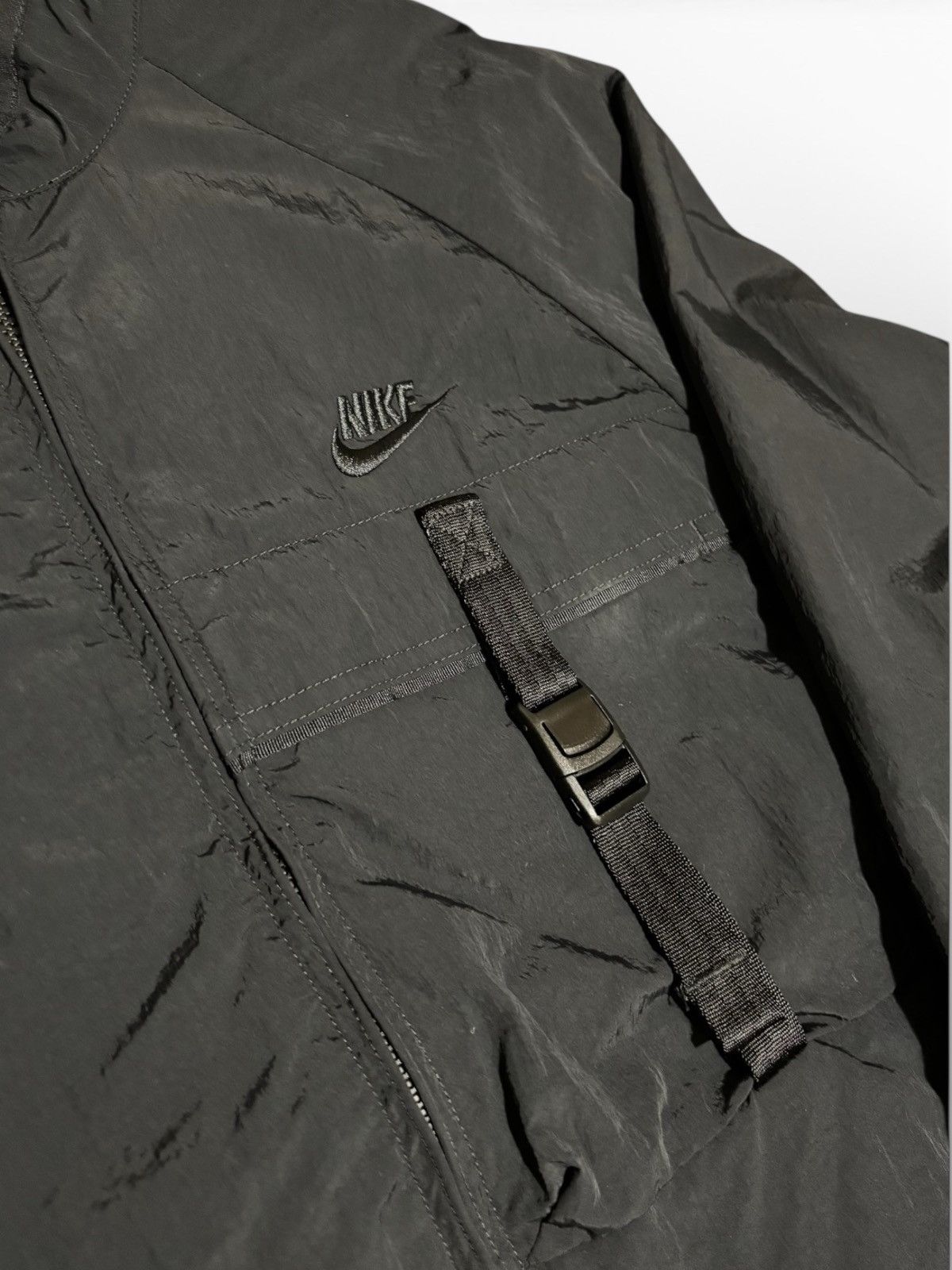 Nike Nike Sportswear Tech Woven full-zip windbreaker jacket Size US M / EU 48-50 / 2 - 2 Thumbnail