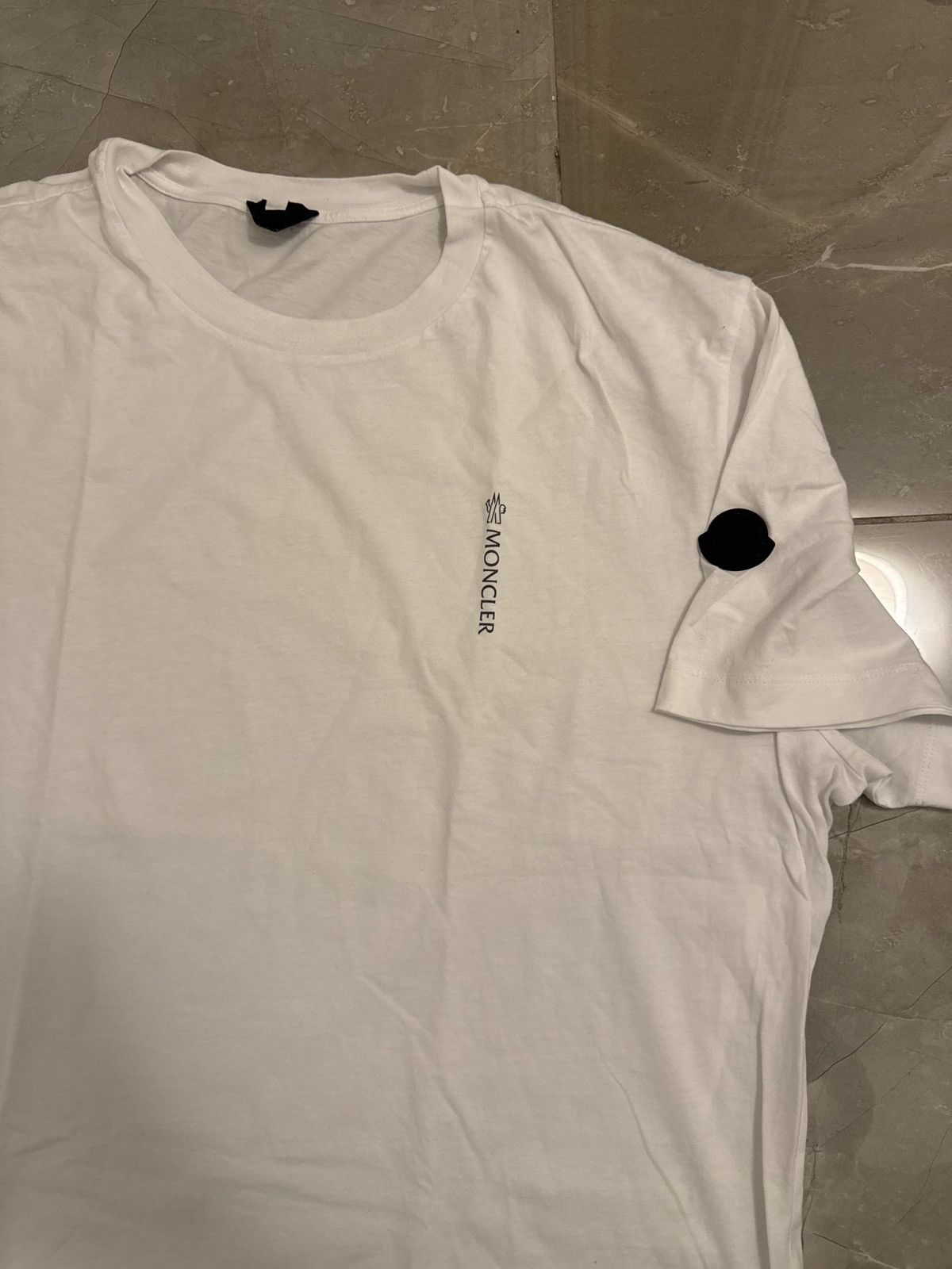 Moncler White T-shirt Size US L / EU 52-54 / 3 - 5 Thumbnail
