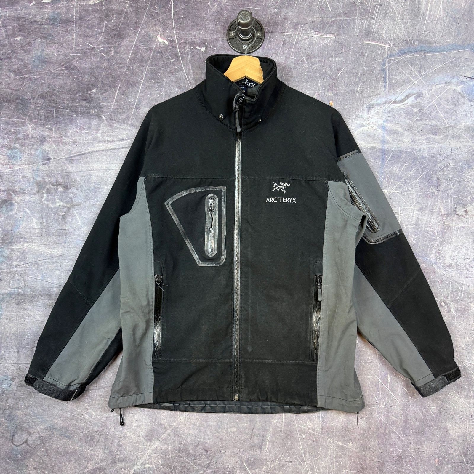 Arc'teryx Arc'teryx Black Softshell Fleece Lined Zip Up Jacket M 0222 Size US M / EU 48-50 / 2 - 2 Thumbnail
