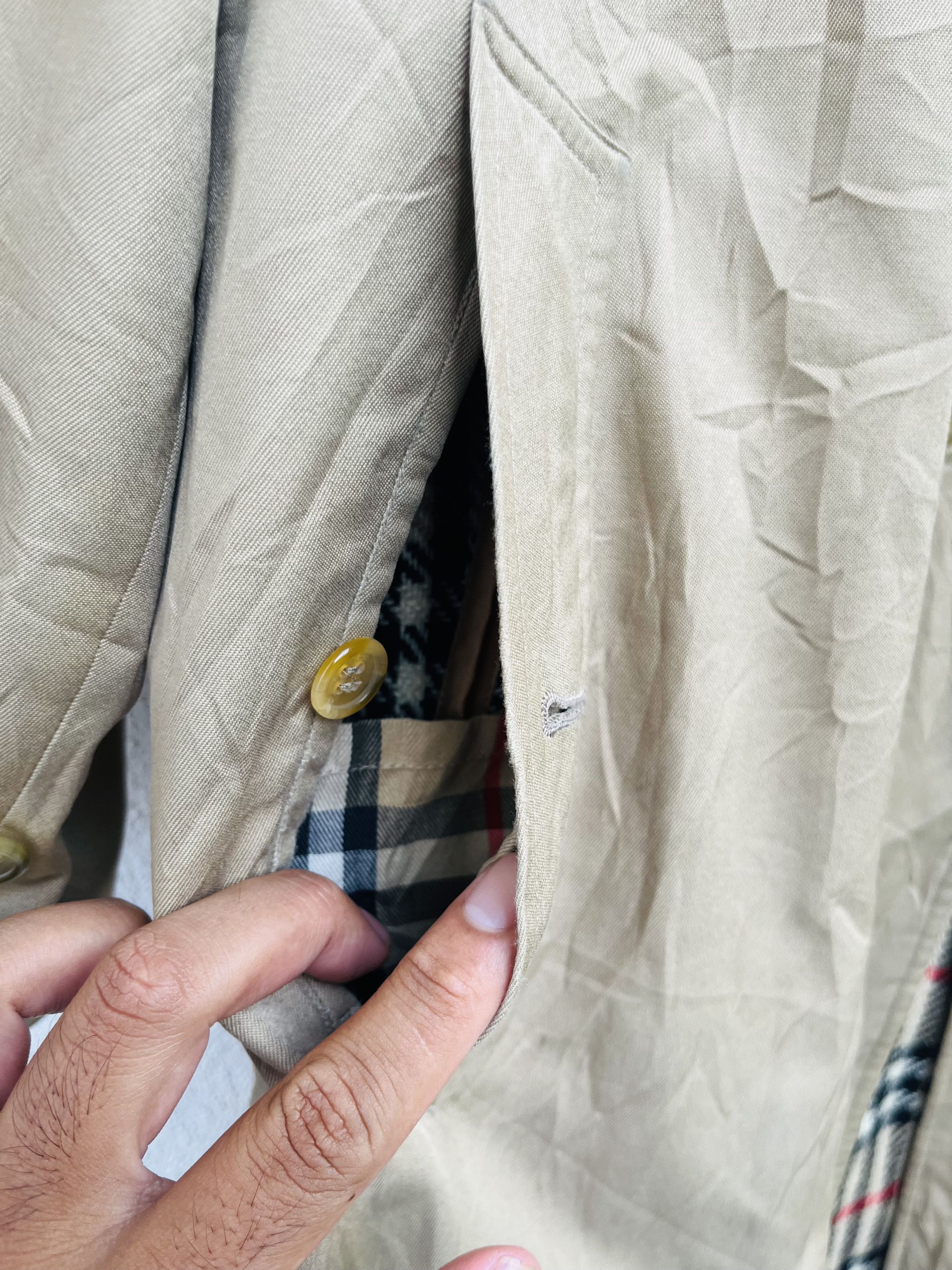 Burberry × Designer × Vintage Vintage Burberry Made In England Designer Style Size US M / EU 48-50 / 2 - 8 Thumbnail