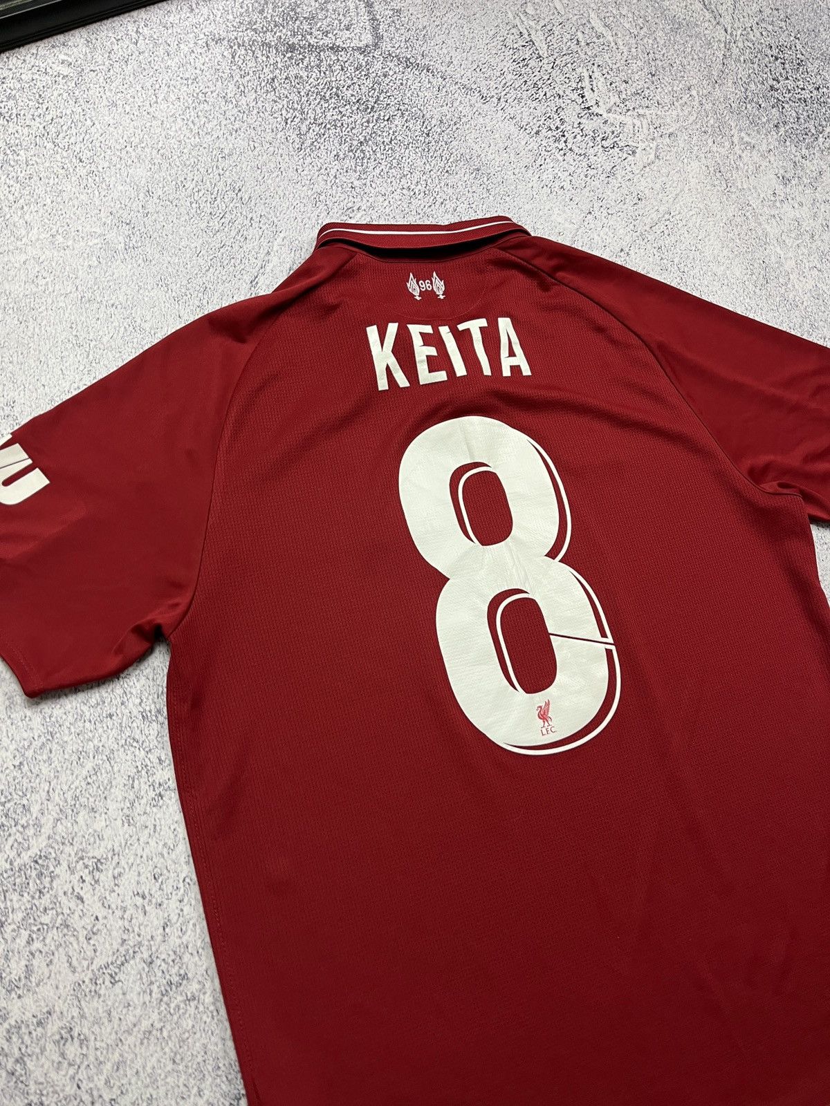 New Balance Liverpool 2018-2019 Home Soccer Jersey Football Kit #8 Keita Size US M / EU 48-50 / 2 - 15 Thumbnail
