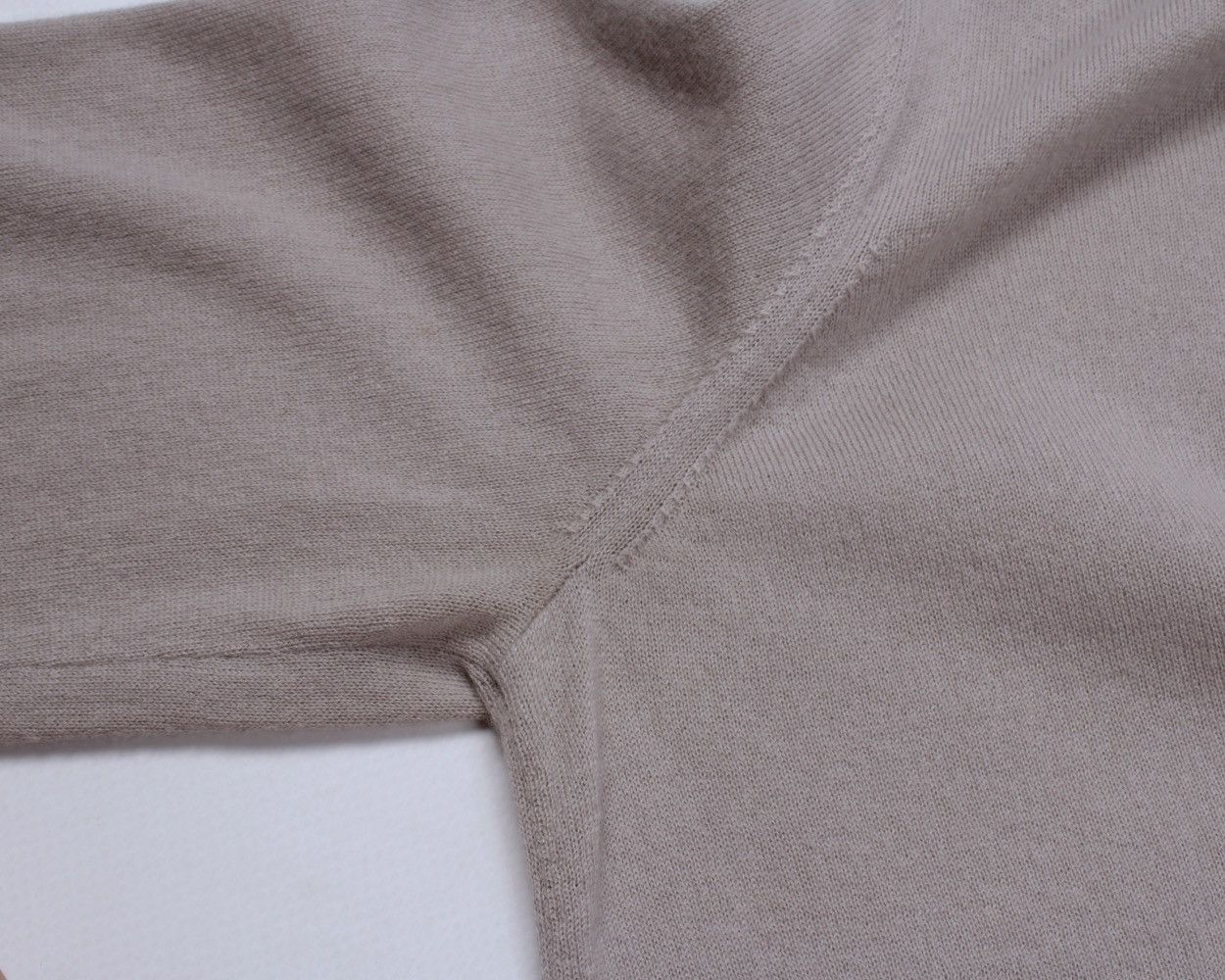 Designer × Loro Piana LORO PIANA 100% Cashmere Logo Metal Beige Sweater Jumper Size M / US 6-8 / IT 42-44 - 22 Thumbnail