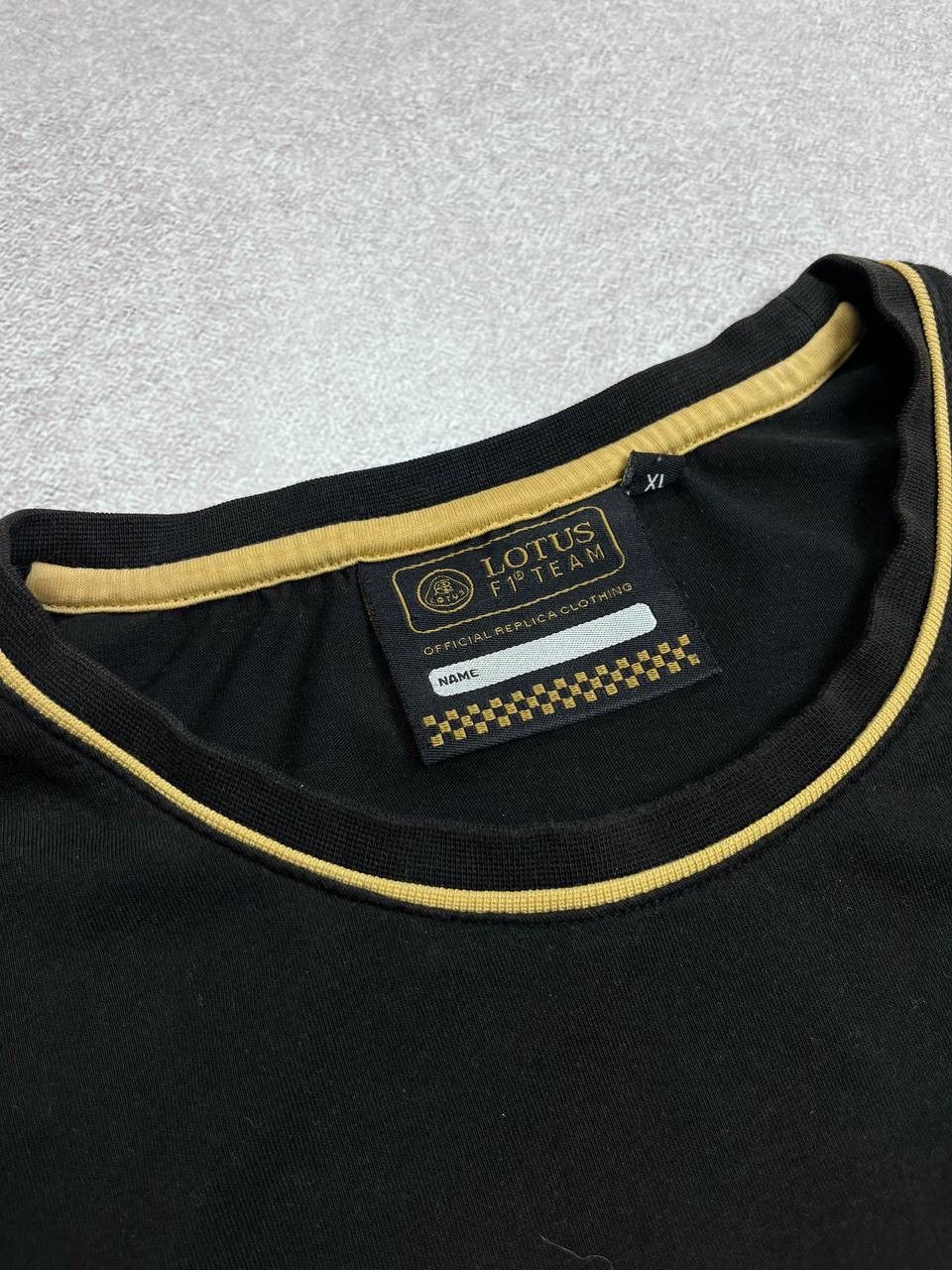 Vintage Vintage Lotus F-1 Team Racing Boxy T-shirt Y2K XL Size US XL / EU 56 / 4 - 7 Thumbnail