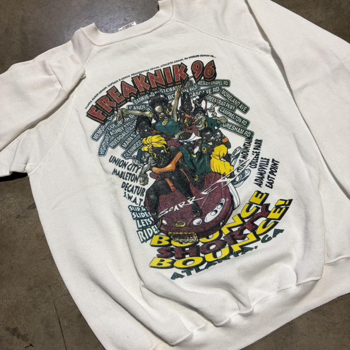 Vintage Vintage 90s 1996 Freaknik Atlanta Georgia Rap Tee Sweatshirt Size US L / EU 52-54 / 3 - 3 Thumbnail