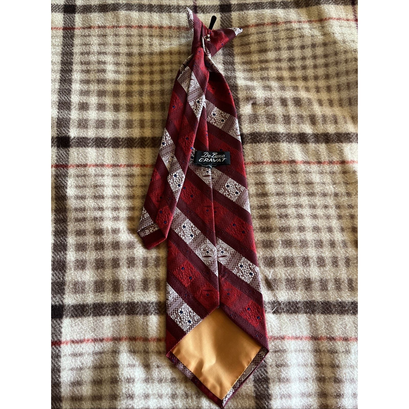 Other Vintage De Luxe Cravat Red Tie Polyester Clip On Necktie Size ONE SIZE - 3 Thumbnail