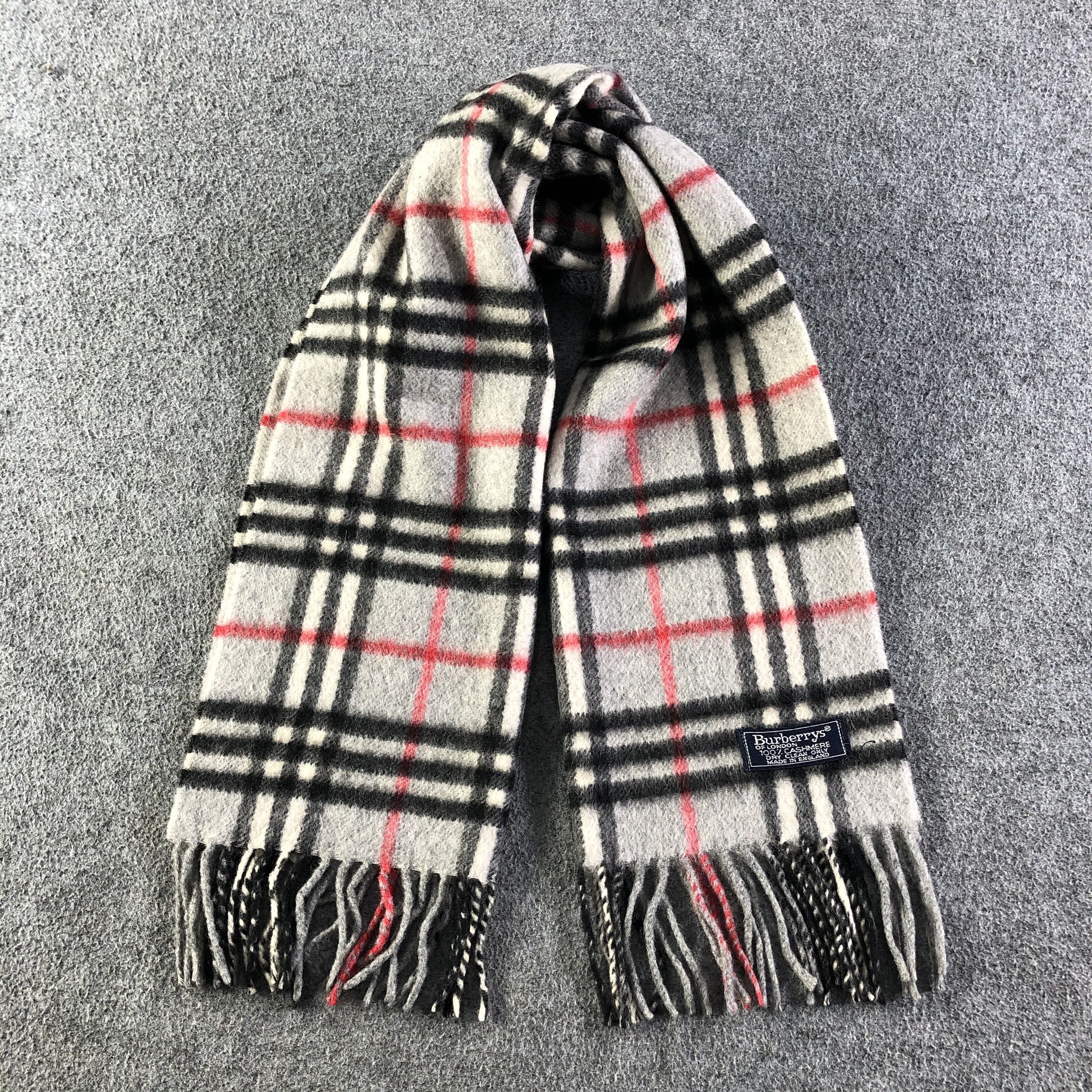 Burberry Burberry Cashmere Scarf / Muffler / Neckwear P584 Size ONE SIZE - 1 Thumbnail