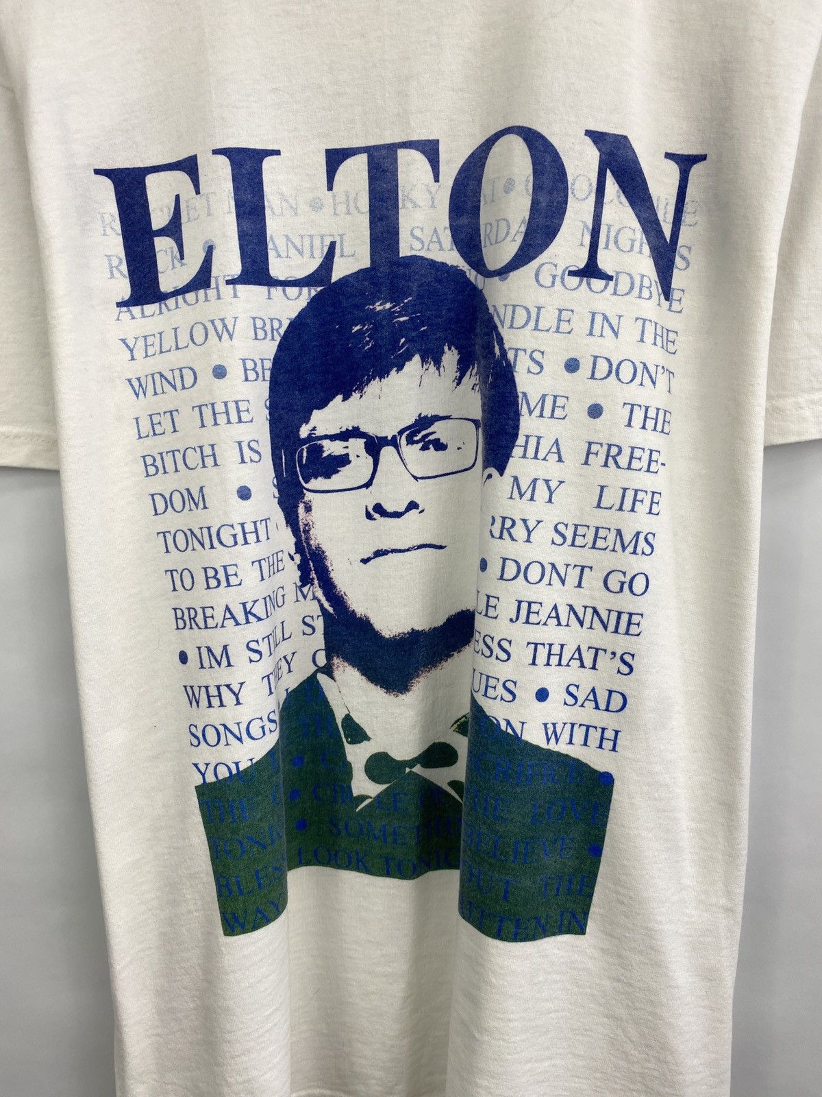 Band Tees × Vintage Vintage 90s Elton John World Tour tee rare retro hype Y2K Size US L / EU 52-54 / 3 - 4 Thumbnail