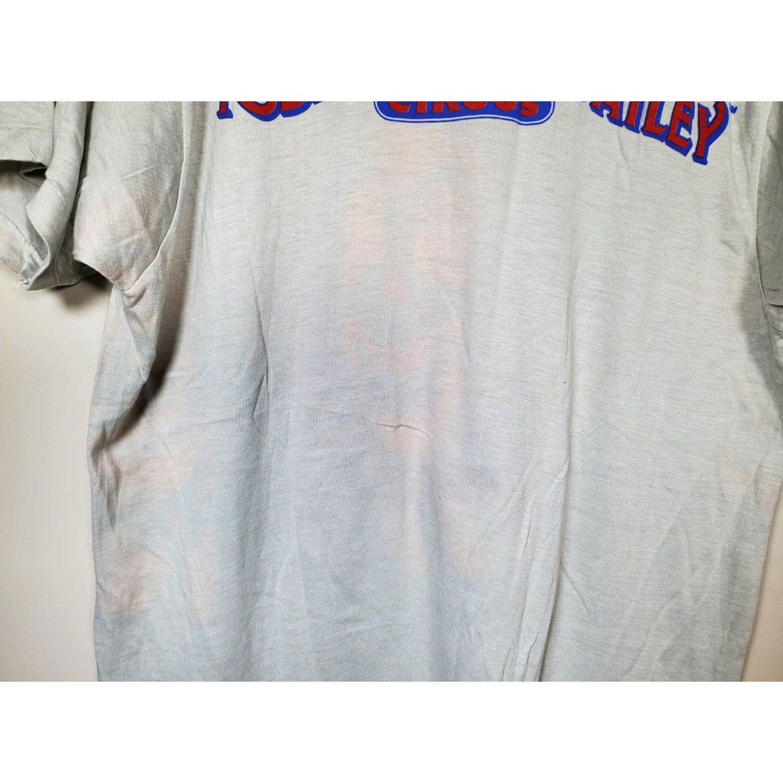 Vintage VINTAGE Ringling Brothers and Barnum & Bailey Circus Clown T-Shirt Adult L Gray Silk Screen Front and Back 80s Shirt Unisex Mens Womens Size US L / EU 52-54 / 3 - 4 Thumbnail