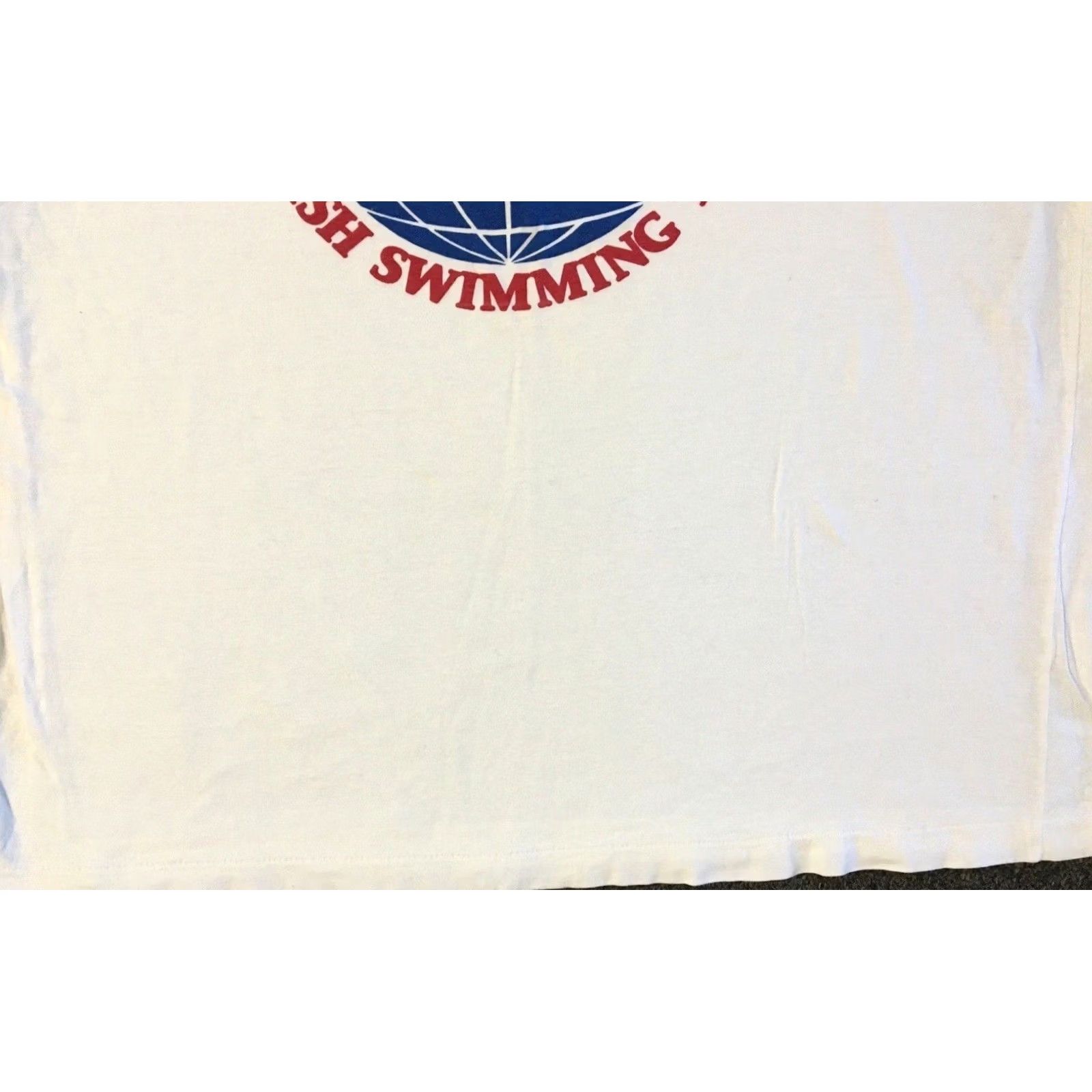Vintage VINTAGE Danis h Swimming Team Carlsberg Beer Faded Shirt M White Single Stitch T-Shirt Mens Grunge Surf Beach 90s 80s Size US M / EU 48-50 / 2 - 4 Thumbnail