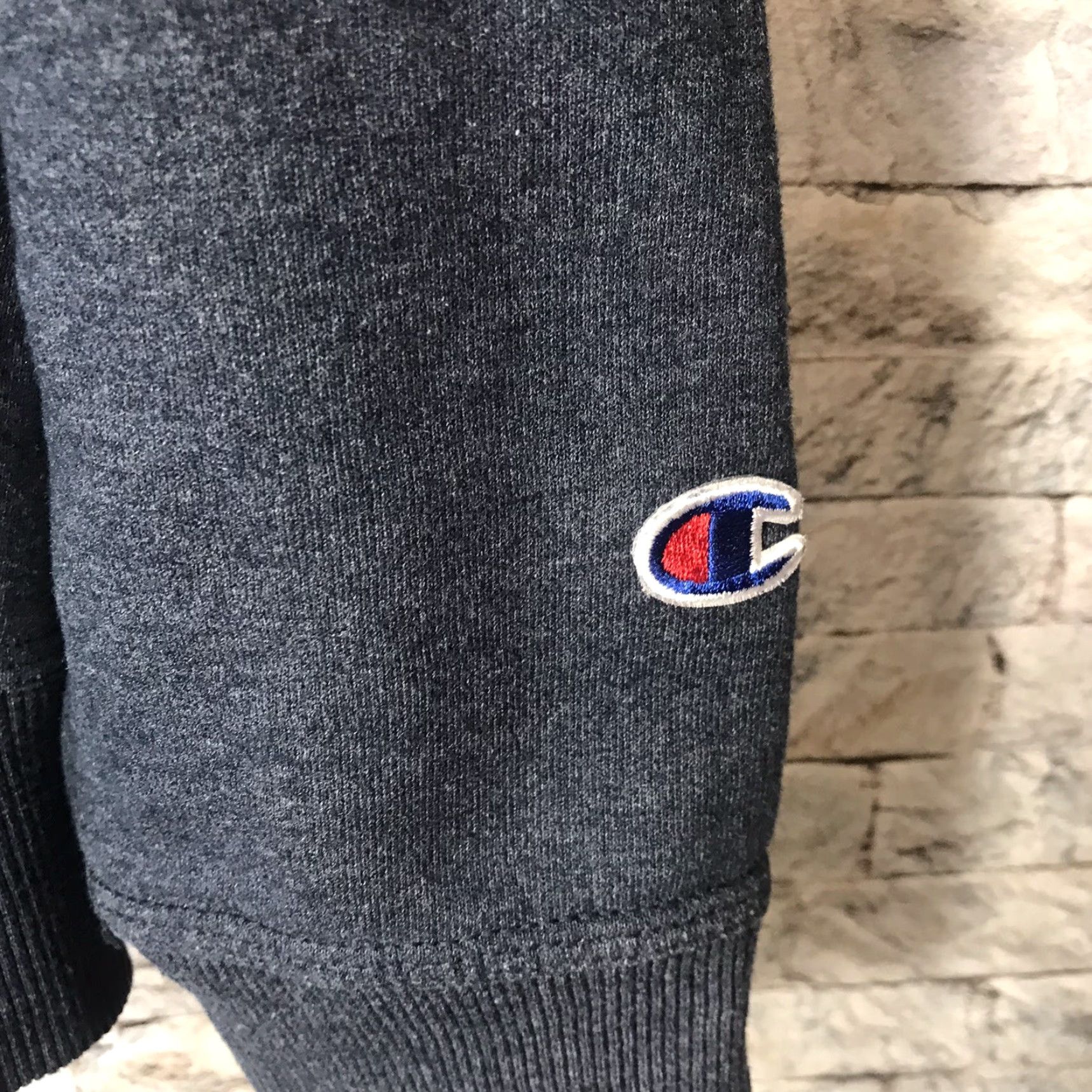 Champion VINTAGE Champion Blue Crewneck Long Sleeve Sweatshirt MEN'S M Size US M / EU 48-50 / 2 - 4 Thumbnail
