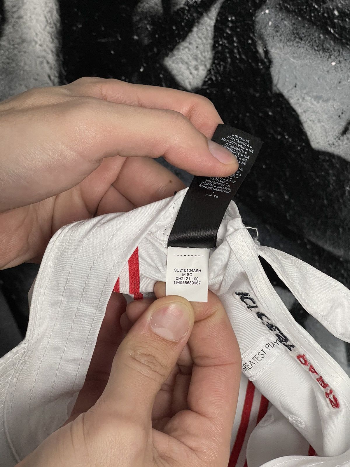 Jordan Brand Air Jordan Paris Saint-Germain White Baseball Cap One Sized Fits Size ONE SIZE - 9 Thumbnail