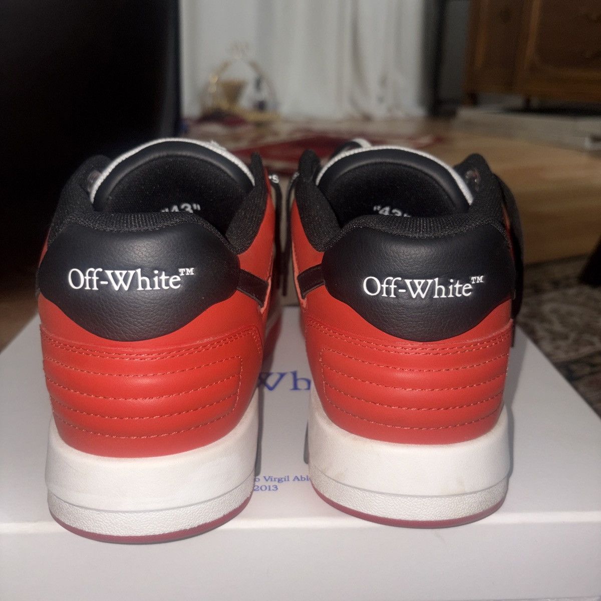 Off-White Off-white out of office Size US 10 / EU 43 - 3 Thumbnail