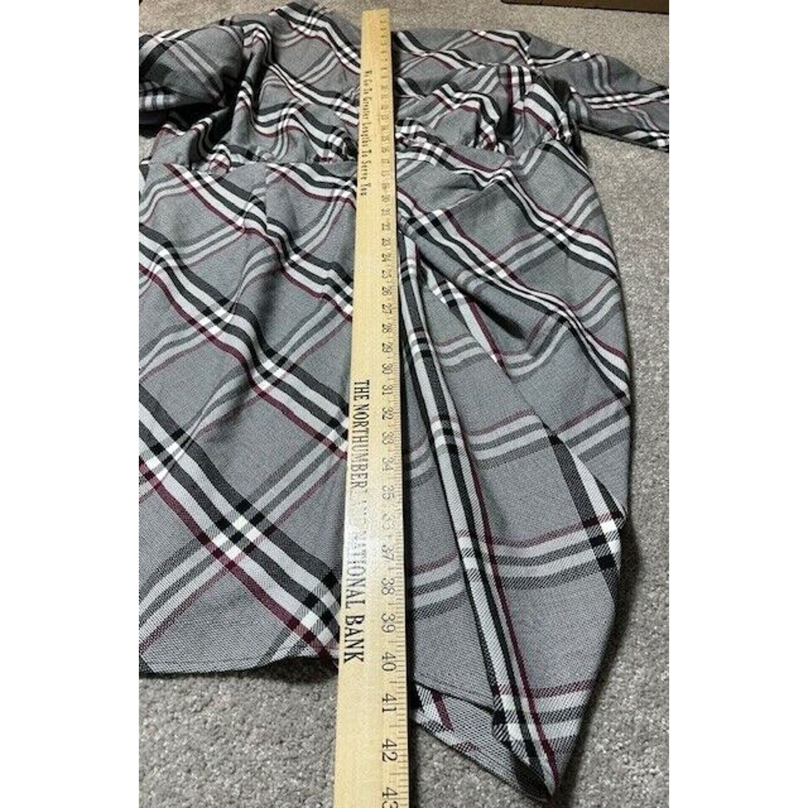 Other Gabrielle Union Wrap Dress Size 3 Plus Houndstooth Plaid Size 3XL / US 20-22 - 5 Thumbnail