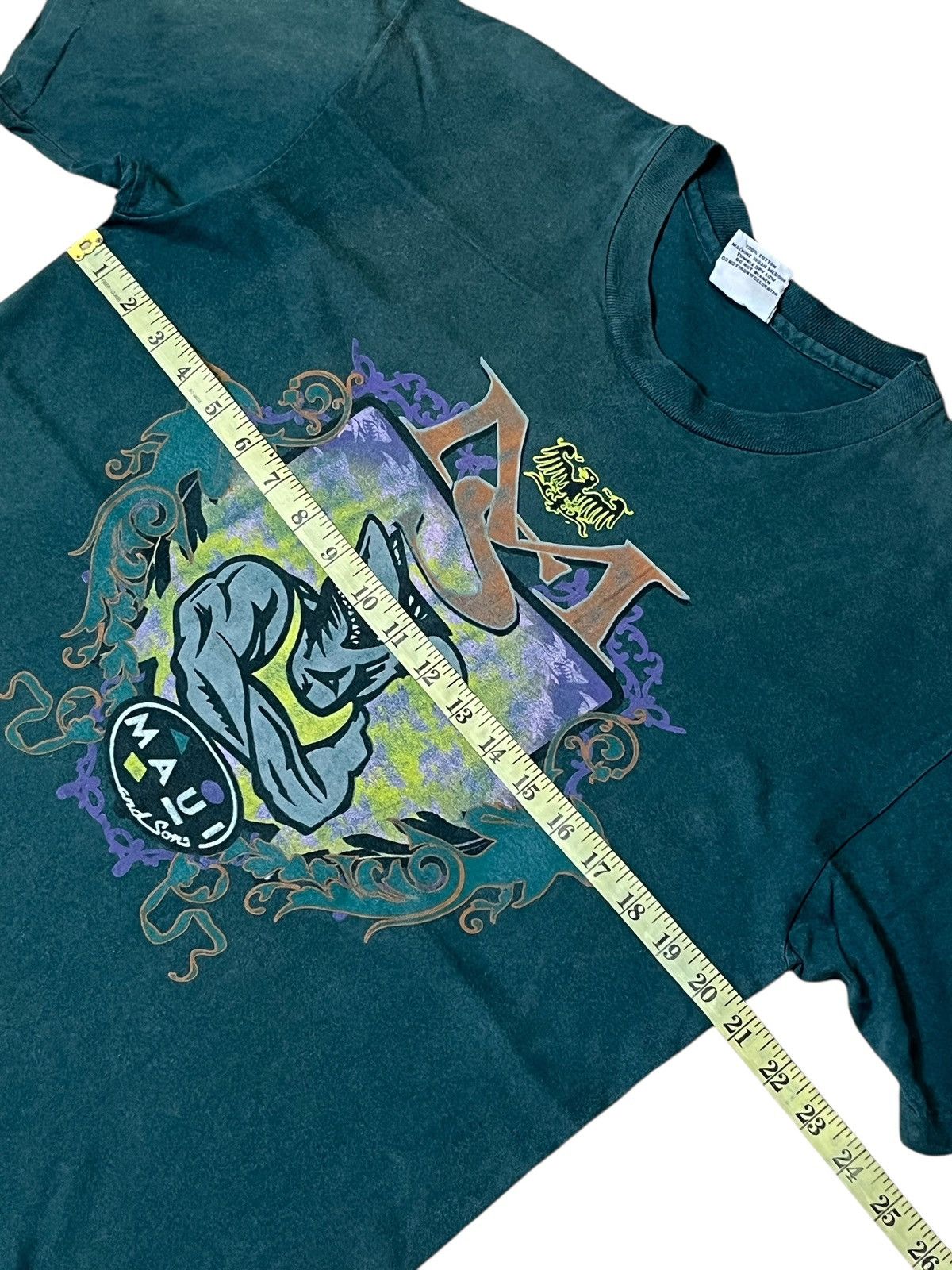 Maui and Sons Vintage 90s MAUI AND SONS shark faded tee shirt Size US M / EU 48-50 / 2 - 8 Thumbnail