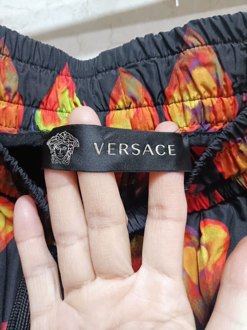 Versace Versace valentine's Day limited shorts Size 28" / US 6 / IT 42 - 6 Thumbnail