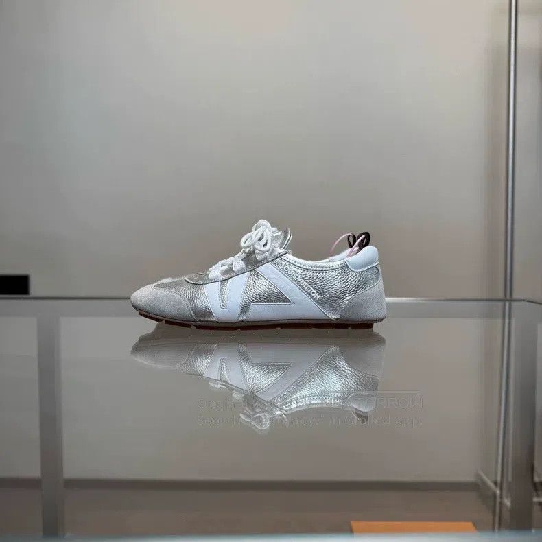 Louis Vuitton Louis Vuitton Sneakerina 25 New German Training Shoes Size US 6 / IT 36 - 3 Thumbnail