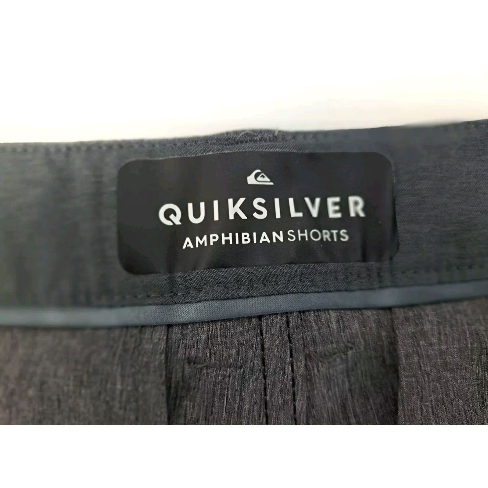 Quiksilver Quiksilver Board Shorts Mens Dark Grey 30 Regular Quick Dry Stretch Pockets Amphibian Dry Flight Size US 30 / EU 46 - 2 Thumbnail