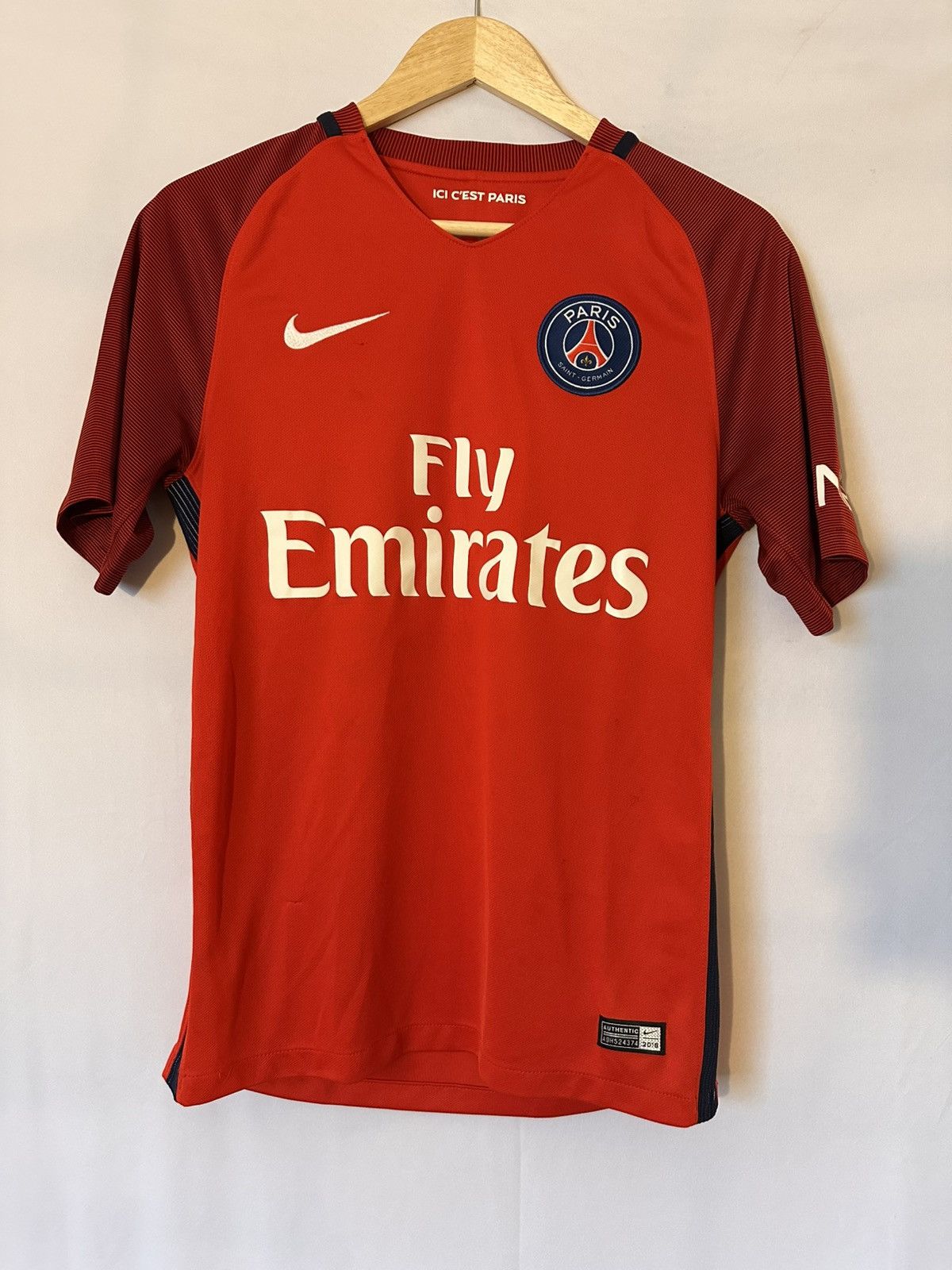 Nike Nike PSG 2016 Away Authentic Size US S / EU 44-46 / 1 - 1 Thumbnail