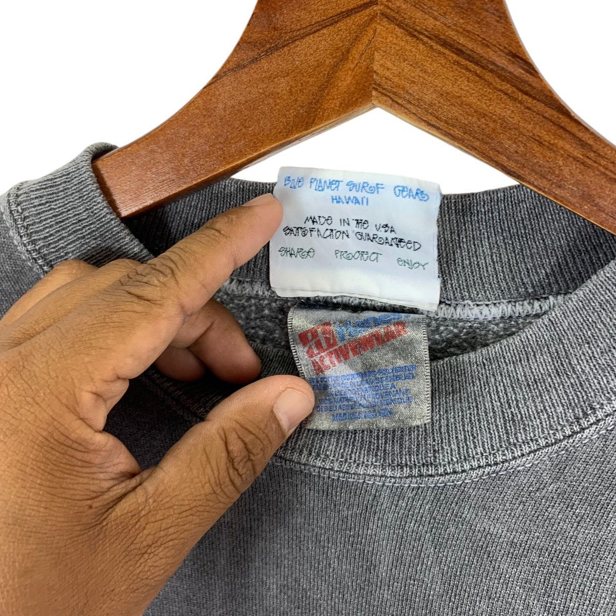 Vintage Vintage 90s Blue Planet Surf Gear Hawaii Surfboard Size US M / EU 48-50 / 2 - 8 Thumbnail