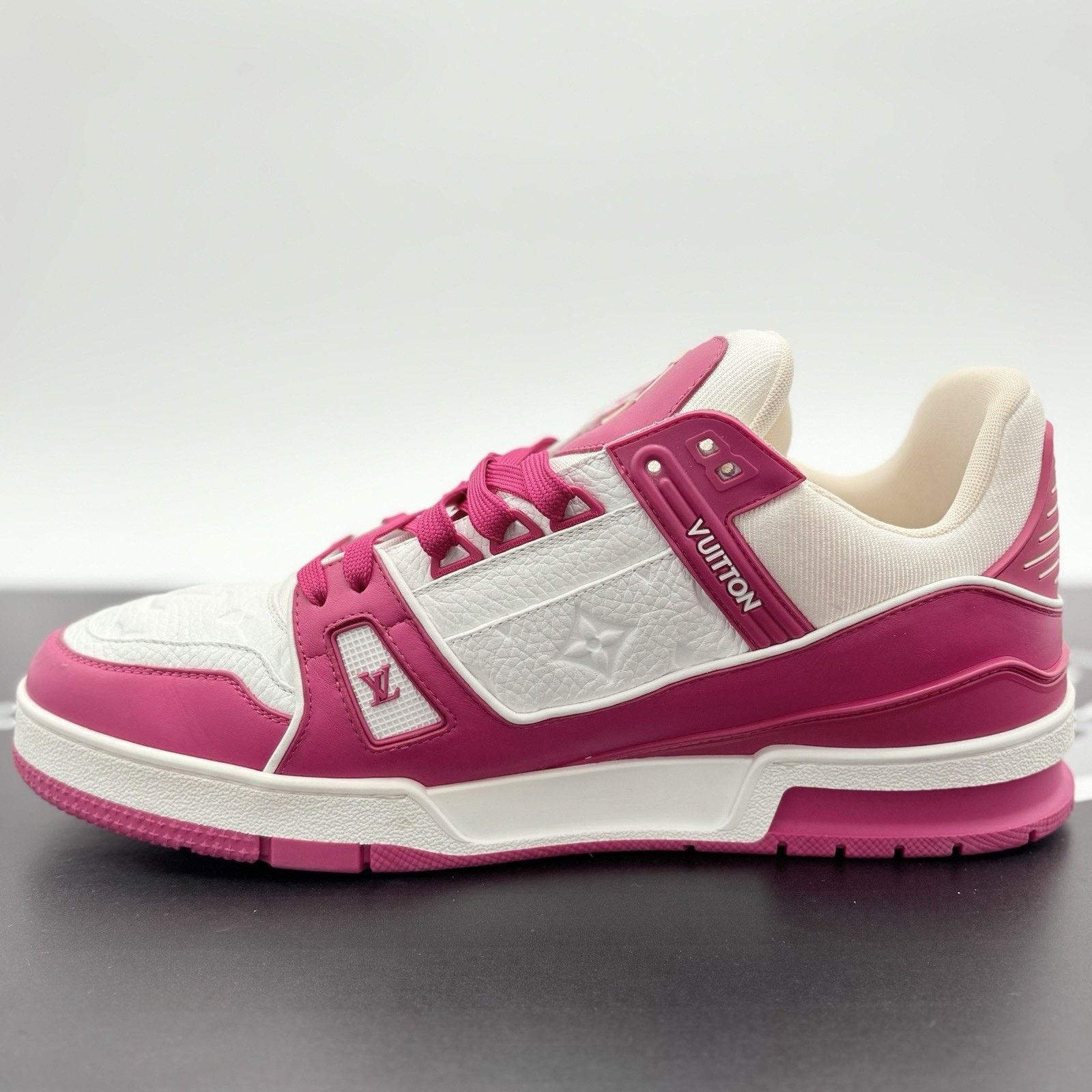 Louis Vuitton Louis Vuitton Trainer ' White Pink ' | EXCELLENT COND! Size US 11.5 / EU 44-45 - 4 Thumbnail