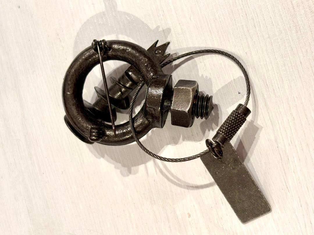 Yohji Yamamoto Yohji Yamamoto 1988SS Tool Brooch Pin Size ONE SIZE - 2 Thumbnail