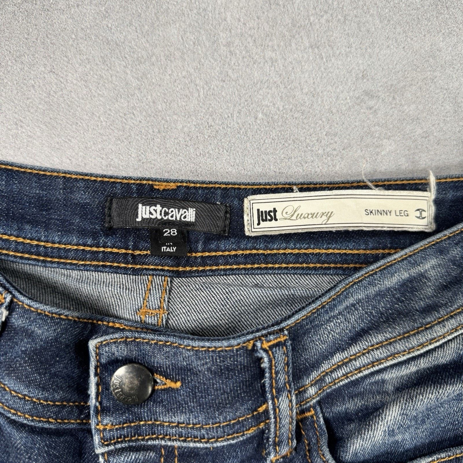 Just Cavalli Just Cavalli Women Jeans Embroidered Logo Size 28 Blue Size 28" / US 6 / IT 42 - 4 Thumbnail