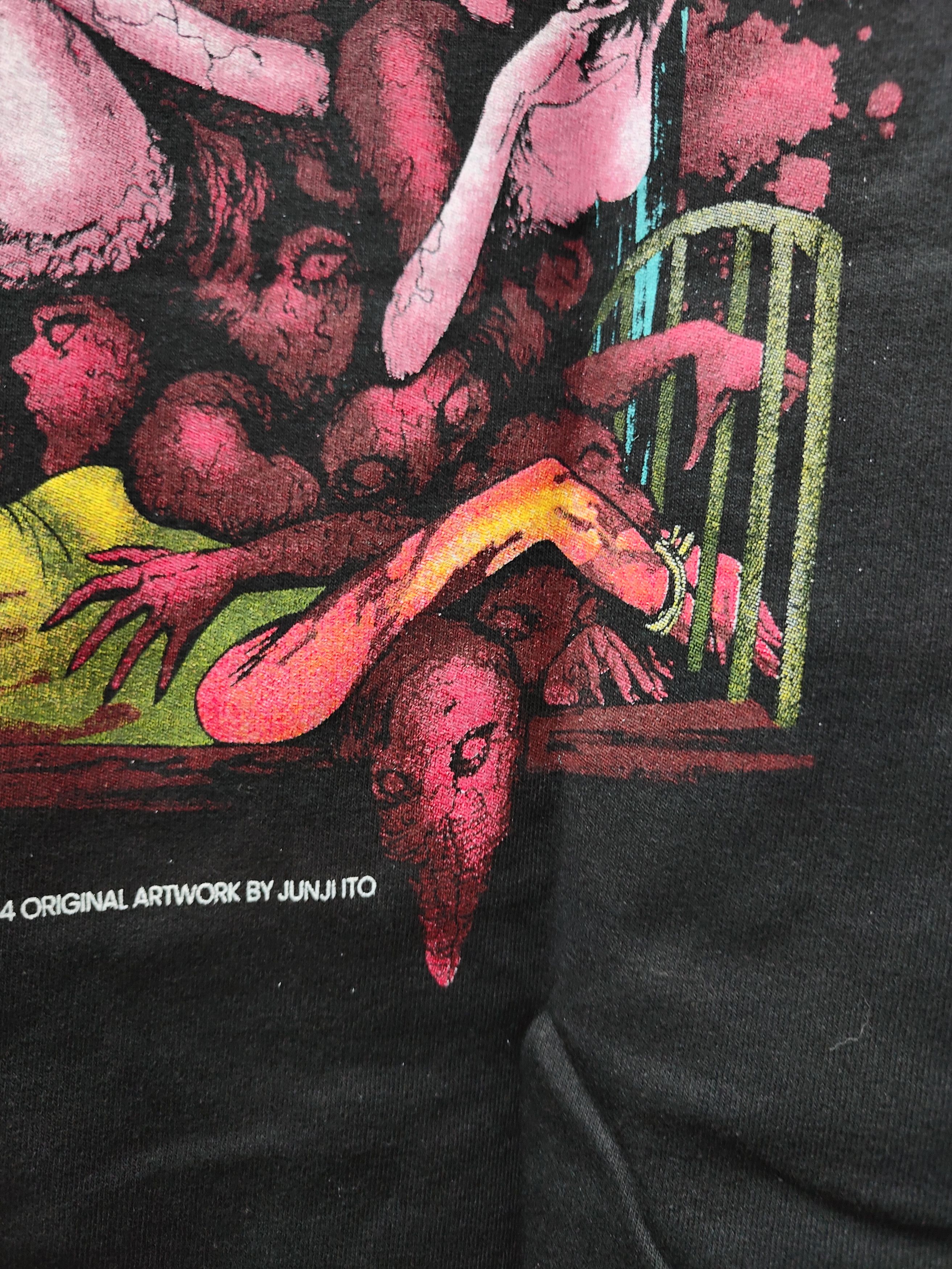 Anime Junji Ito Tomie T-shirt Size US XL / EU 56 / 4 - 8 Thumbnail