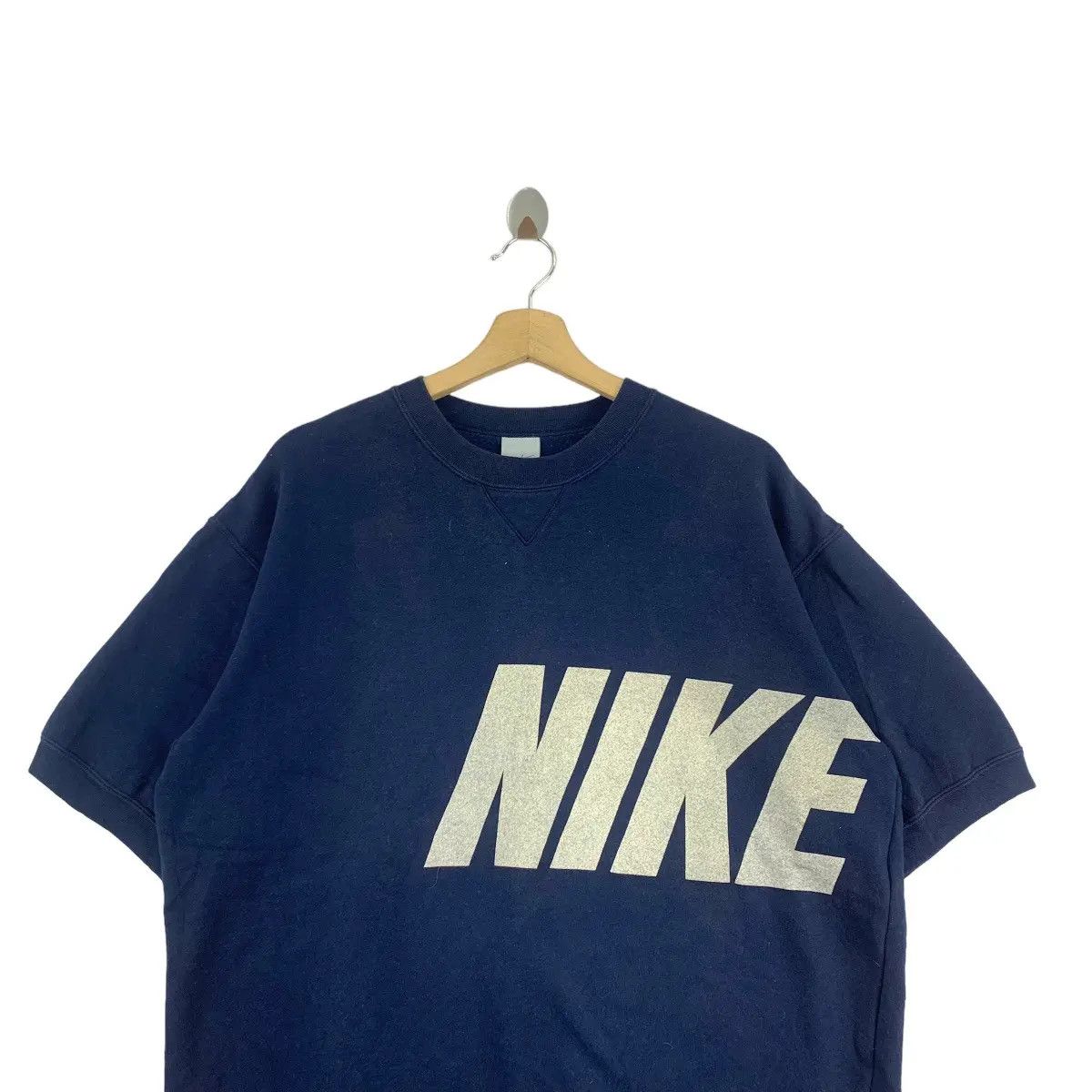 Nike Vintage NIKE SWOOSH Big Logo Sportswear Pullover Sweatshirt Size US L / EU 52-54 / 3 - 2 Thumbnail