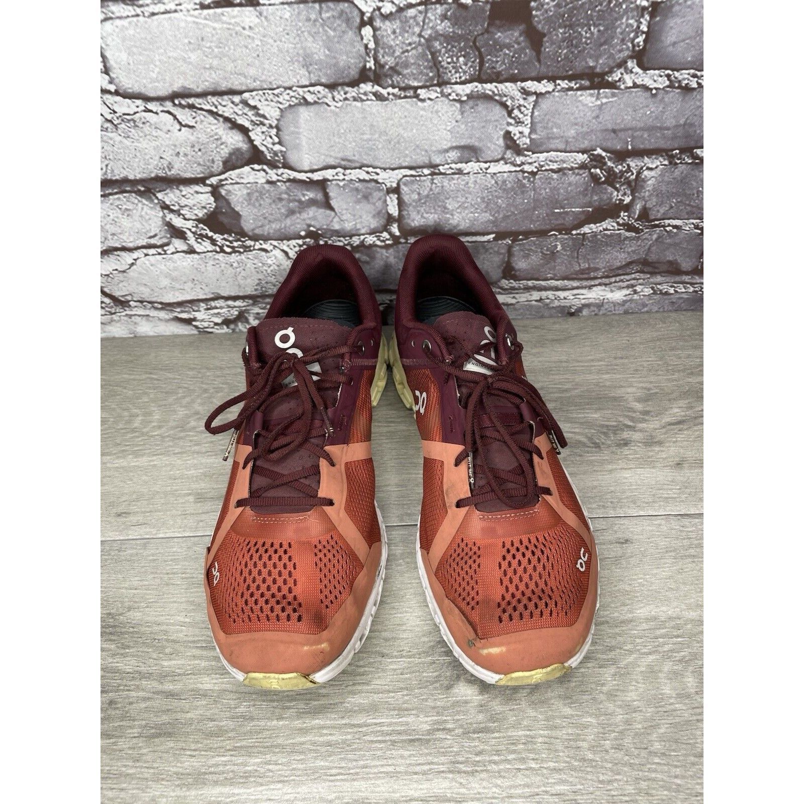 On On Cloudflow Flare Dawn Burgundy Red Synthetic Lace Gym Shoe Size US 9.5 / EU 42-43 - 12 Thumbnail