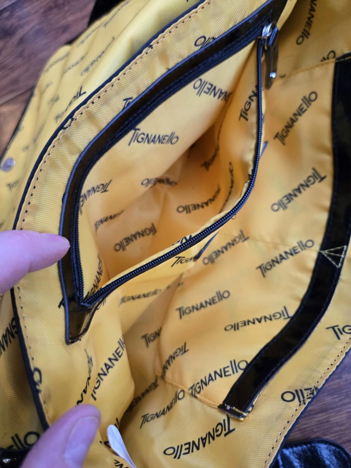 Other Tignanello Messenger Shoulder Bag Black Yellow Interior Lap Size ONE SIZE - 10 Thumbnail
