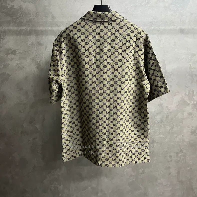 Gucci Gucci Beige Logo Pattern Single-breasted Short-Sleeved Shi Size US S / EU 44-46 / 1 - 5 Thumbnail