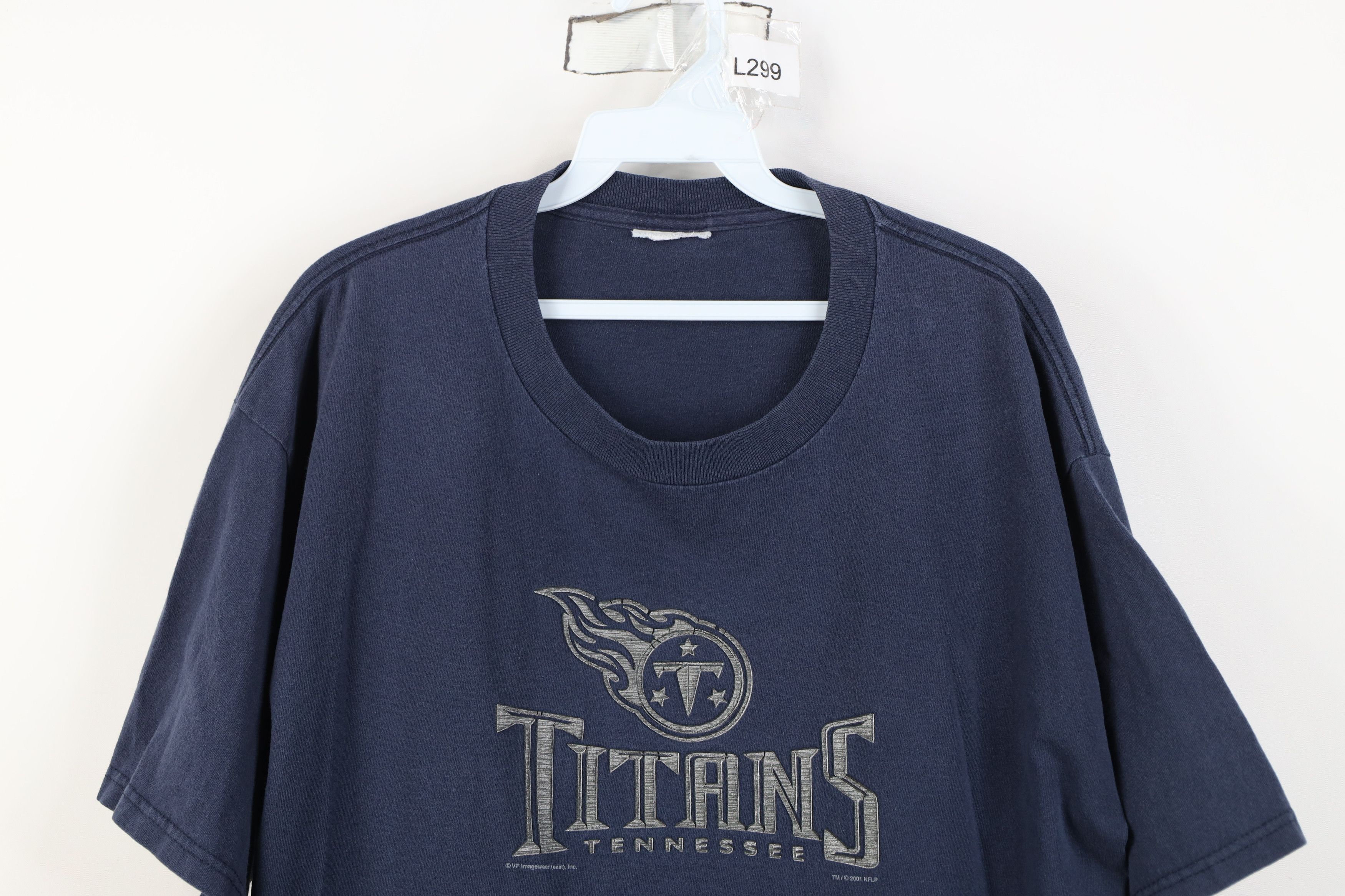 Vintage Vintage Y2K 2001 Spell Out Tennessee Titans Football T-Shirt Size US L / EU 52-54 / 3 - 2 Thumbnail
