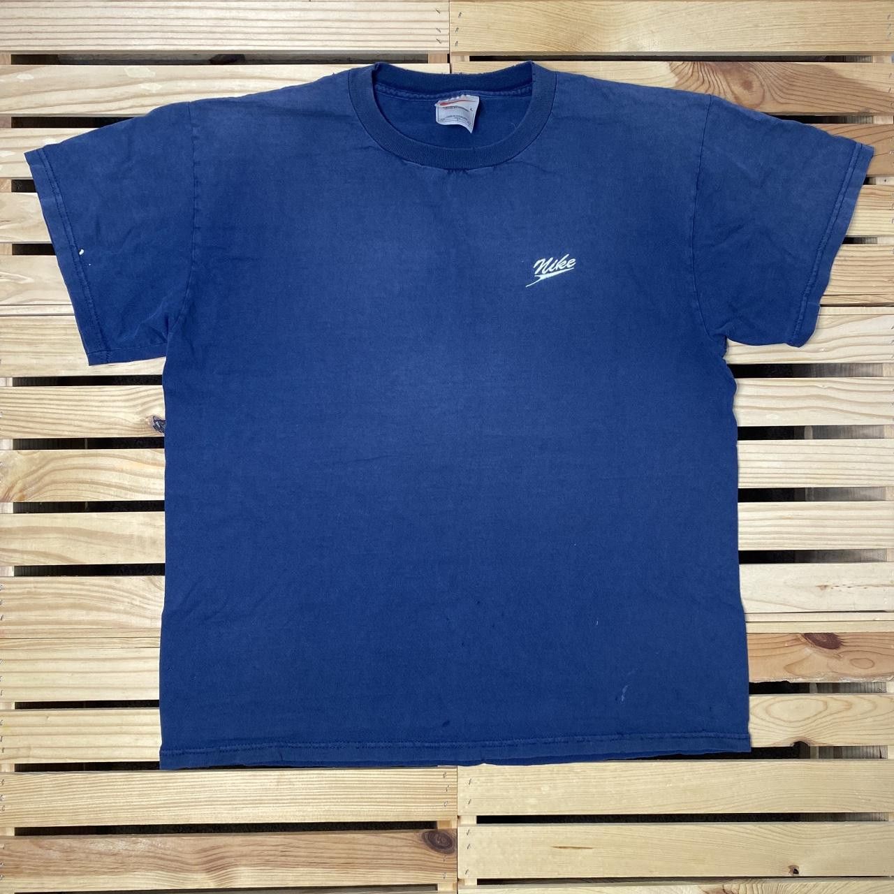 Nike Vintage Nike Faded Navy Blue Embroidered Tee Size Large Size US L / EU 52-54 / 3 - 1 Thumbnail