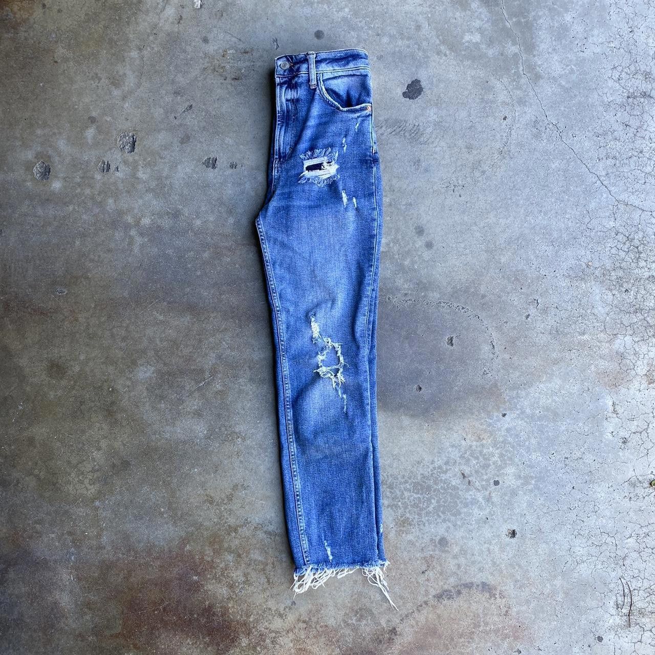 Free People Vintage we the free ripped regular jeans 26” Size 26" / US 2 / IT 38 - 2 Thumbnail