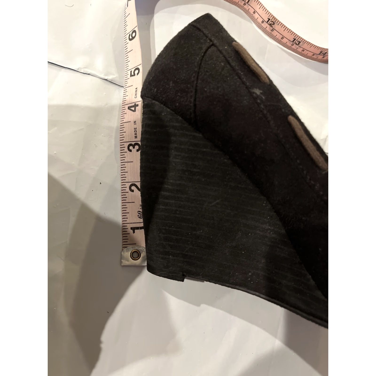 Vintage Bakers Brown Suede Wedges 4” Heel Slip On Bow Fringe Kilties Leather Upper Womens 7.5 EU 7.5 US 7.5 AU High Heel Casual Size US 8 / IT 38 - 2 Thumbnail