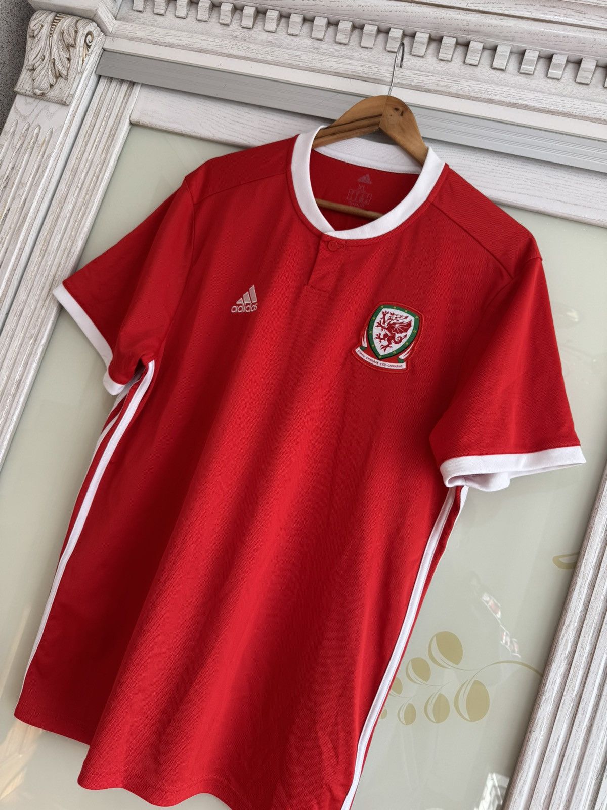 Adidas Wales 2018-2019 Home Soccer Jersey Football Shirt Kit Size US XL / EU 56 / 4 - 3 Thumbnail