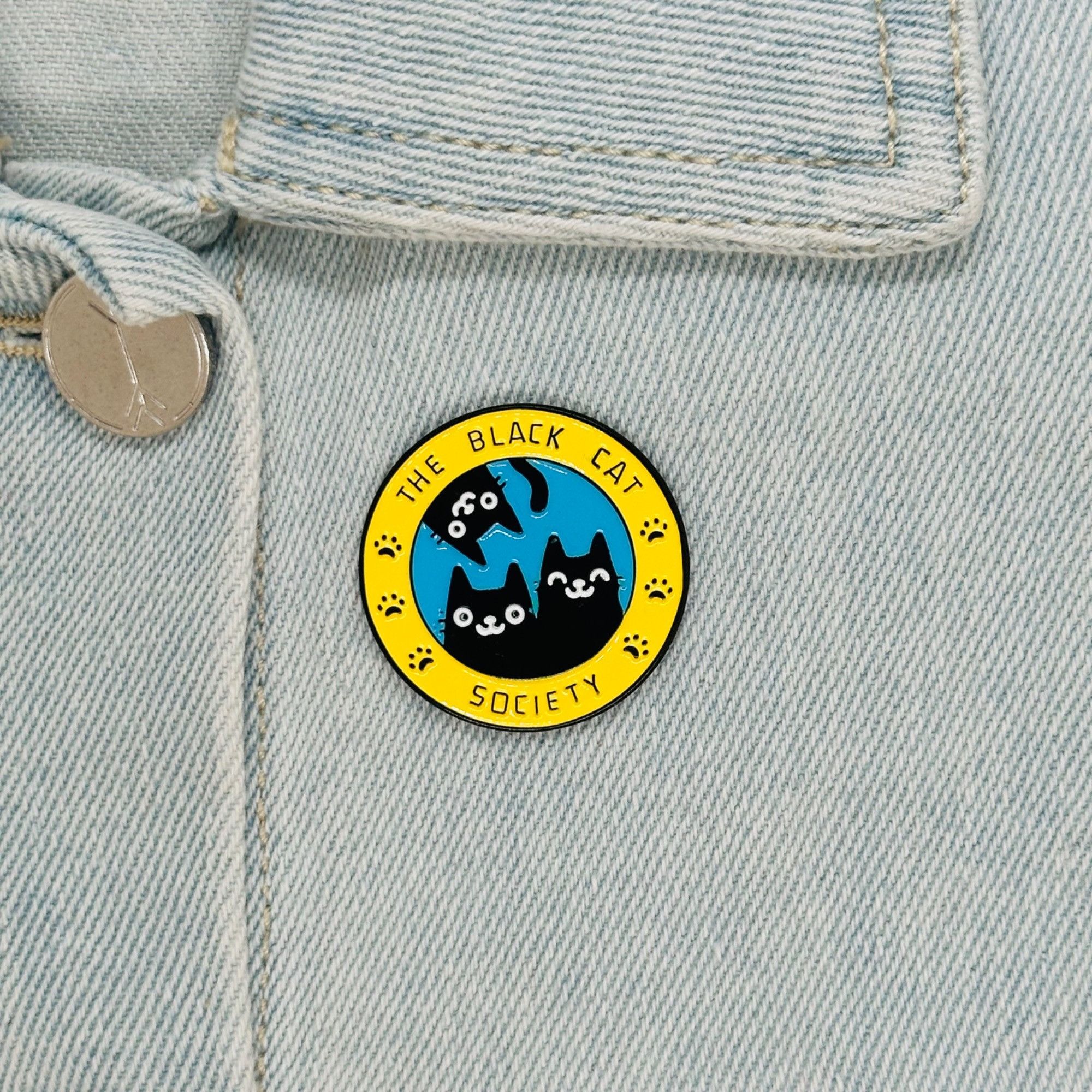 Other ⭐Pin Lapel Brooch Black Cat Society Cartoon Yellow Animal Ca Size ONE SIZE - 1 Thumbnail