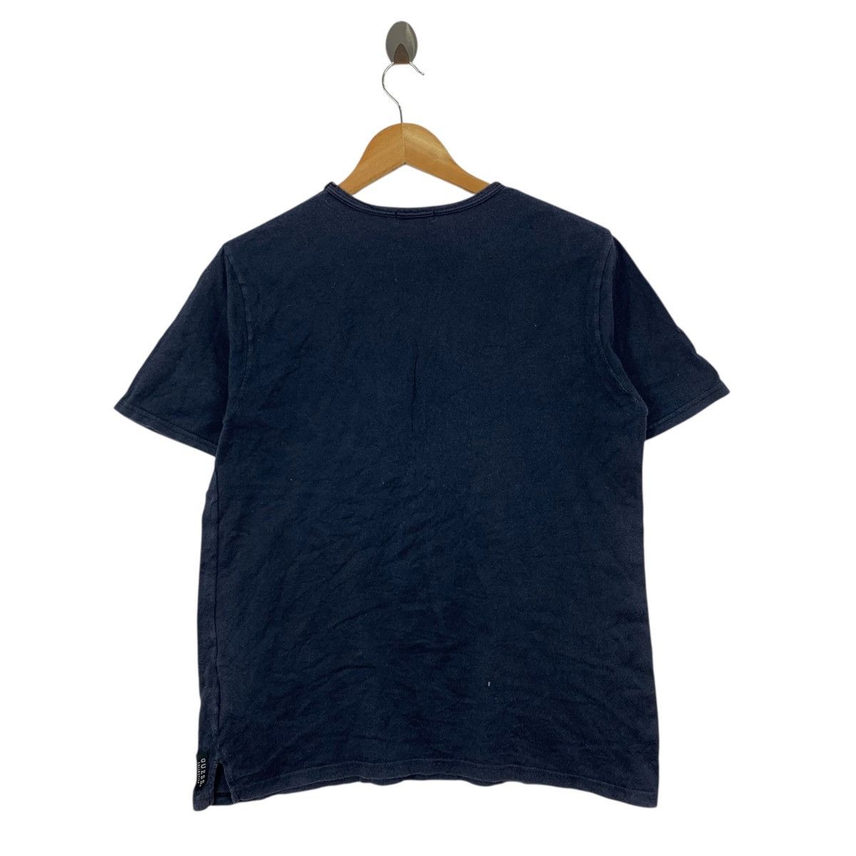 Guess GUESS NATIVE JAPANESE Wording Font Japanese Brand Tshirt Size US S / EU 44-46 / 1 - 3 Thumbnail