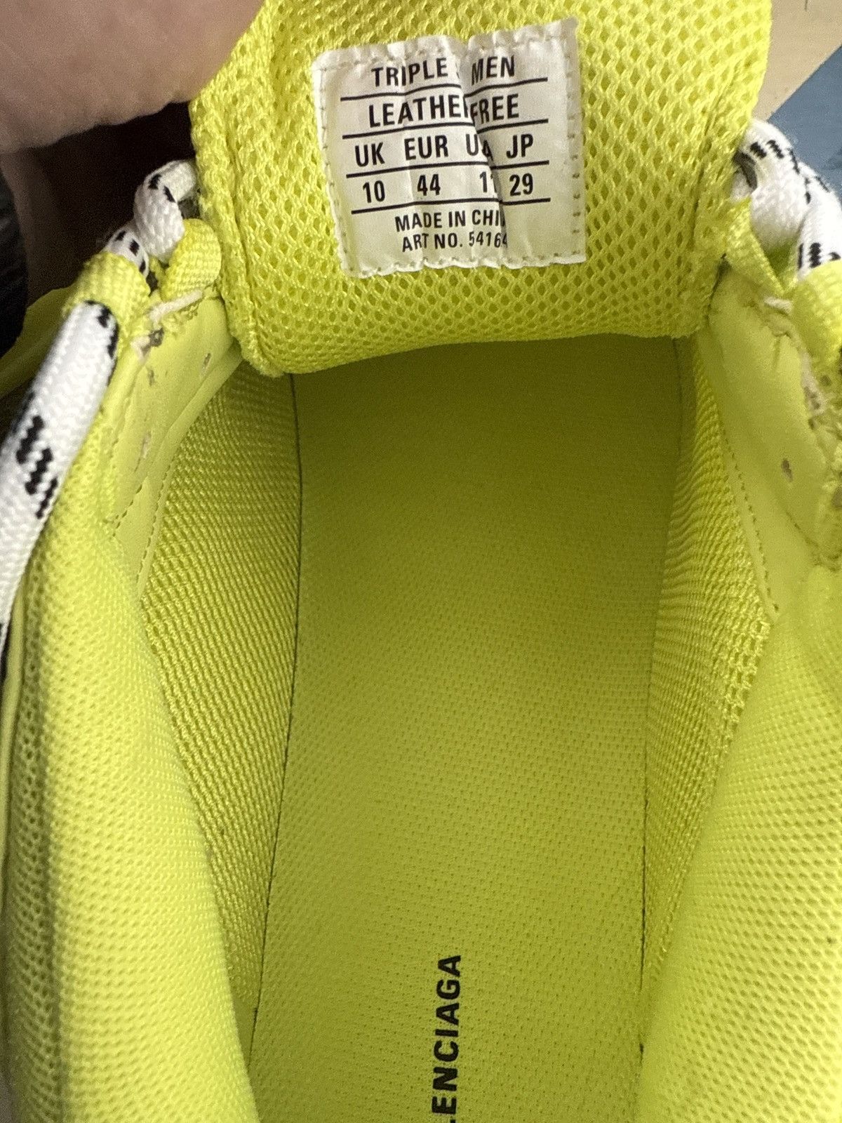 Balenciaga Balenciaga Triple S BRAND NEW Size US 11 / EU 44 - 15 Thumbnail