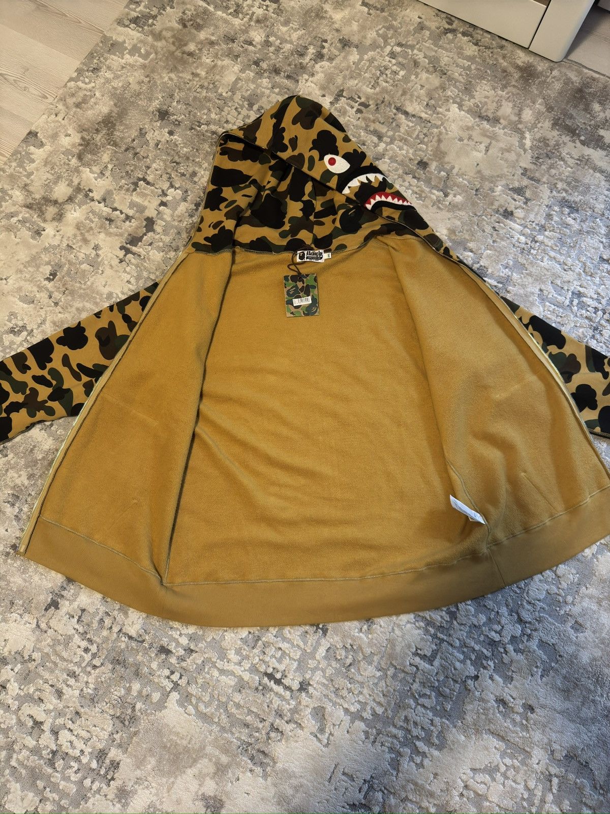 Bape BAPE 1ST CAMO 2ND SHARK FULL ZIP HOODIE Size US XXL / EU 58 / 5 - 3 Thumbnail