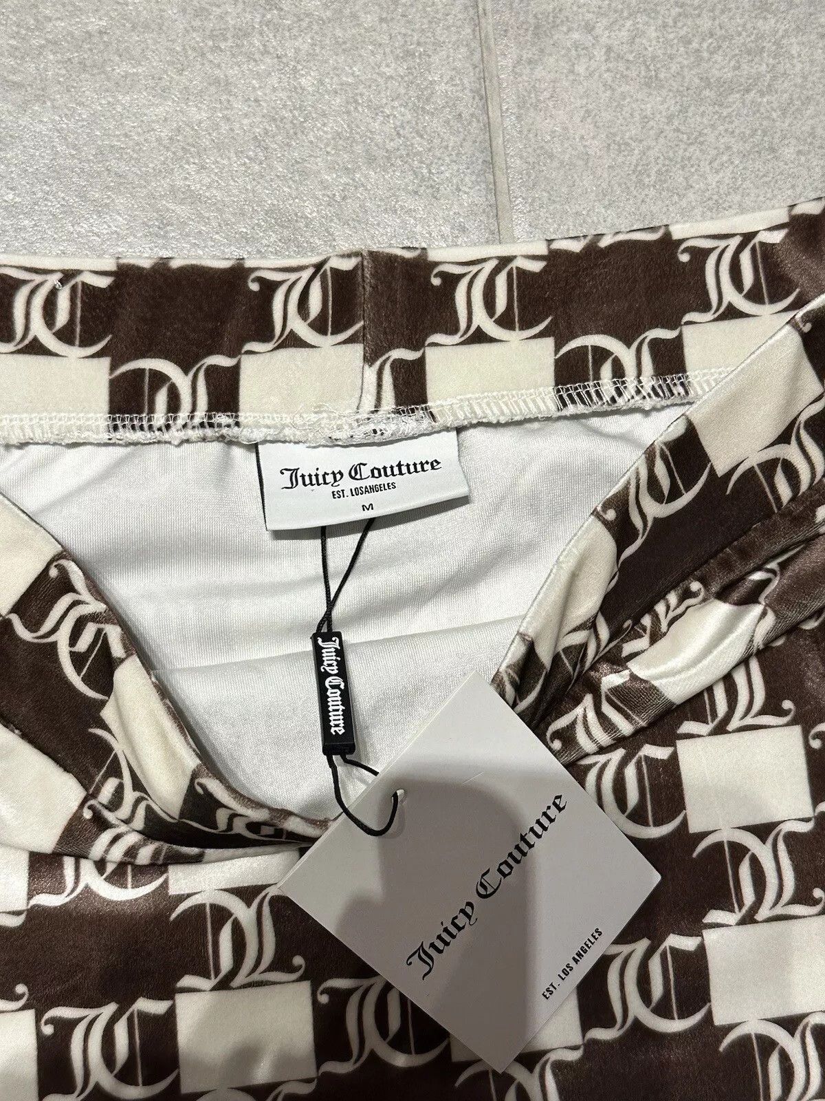 Juicy Couture NEW Juicy Couture Monogram Velour Velvet Skirt Size 30" / US 8 / IT 44 - 14 Thumbnail
