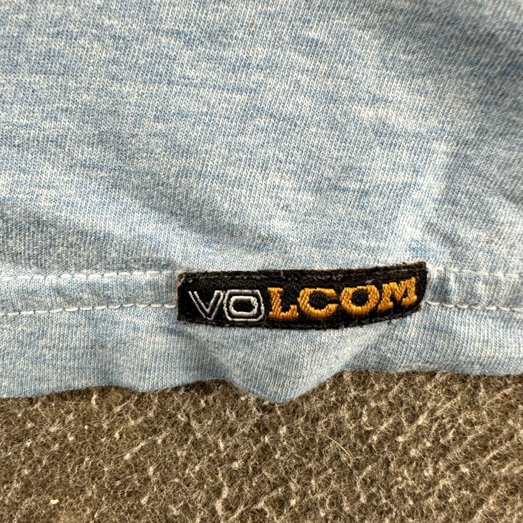 Volcom VINTAGE Volcom Shirt Mens XL Blue Spellout Slim Diamond Stone Skater Surf Y2K 90s Art USA Cars Size US XL / EU 56 / 4 - 7 Thumbnail
