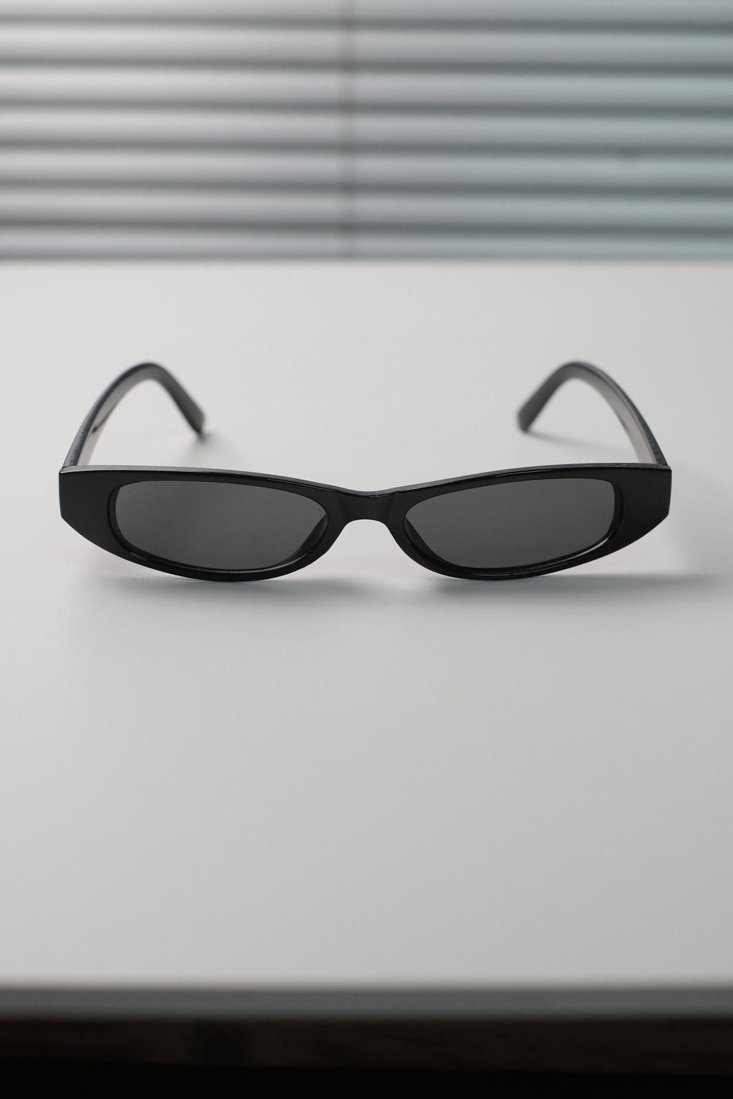 Other Y2k Vtg Avant Garde Rectangular Black Sunglasses Unisex OS Size ONE SIZE - 5 Thumbnail
