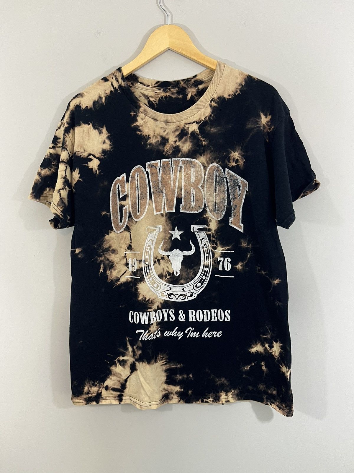 Vintage Distressed Tye Dye Cowboys Rodeos Faded Bleach Tee Size US L / EU 52-54 / 3 - 1 Thumbnail