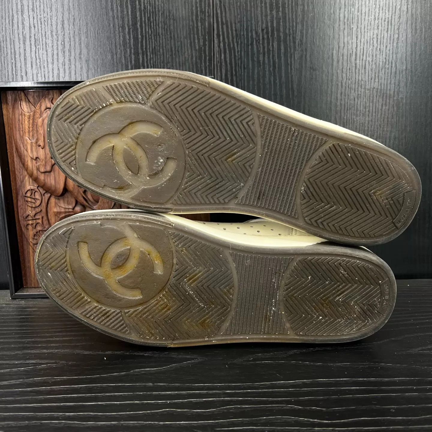 Chanel Chanel 22p B&W Sneakers 40 Size US 7 / EU 40 - 6 Thumbnail
