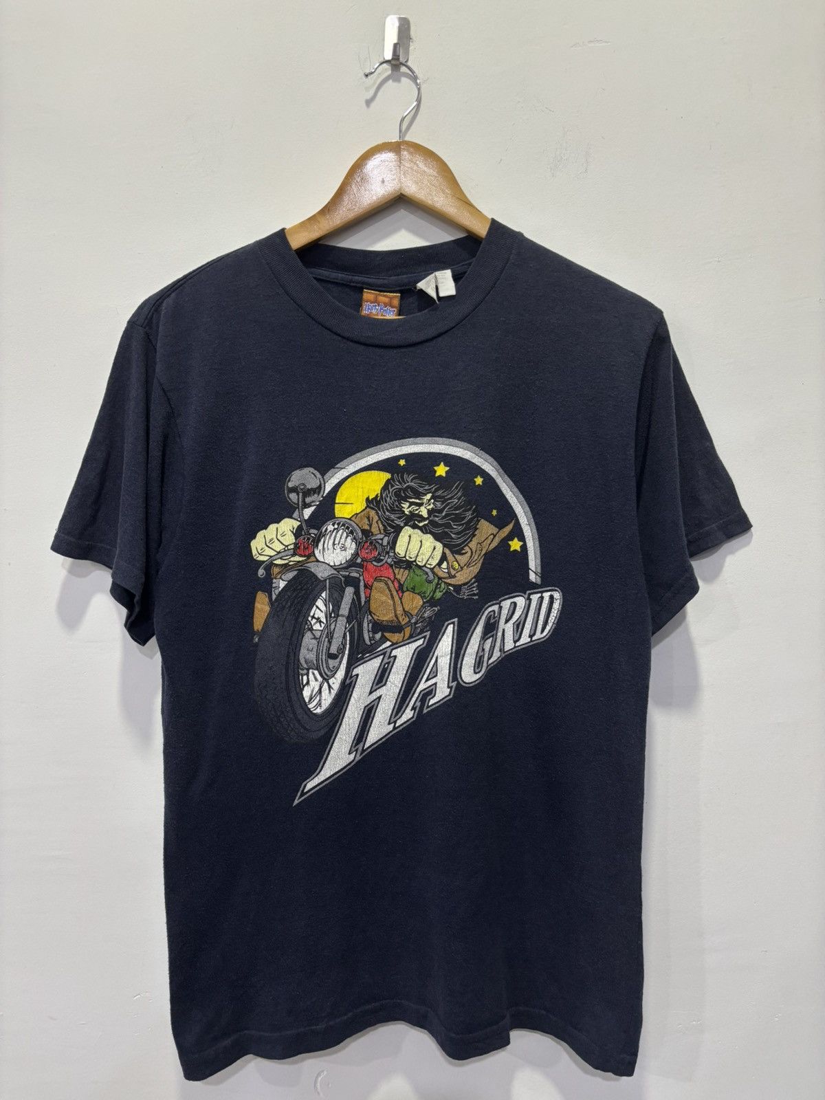 Vintage Vintage Harry Porter Hadgrid Tshirt Size US M / EU 48-50 / 2 - 1 Thumbnail