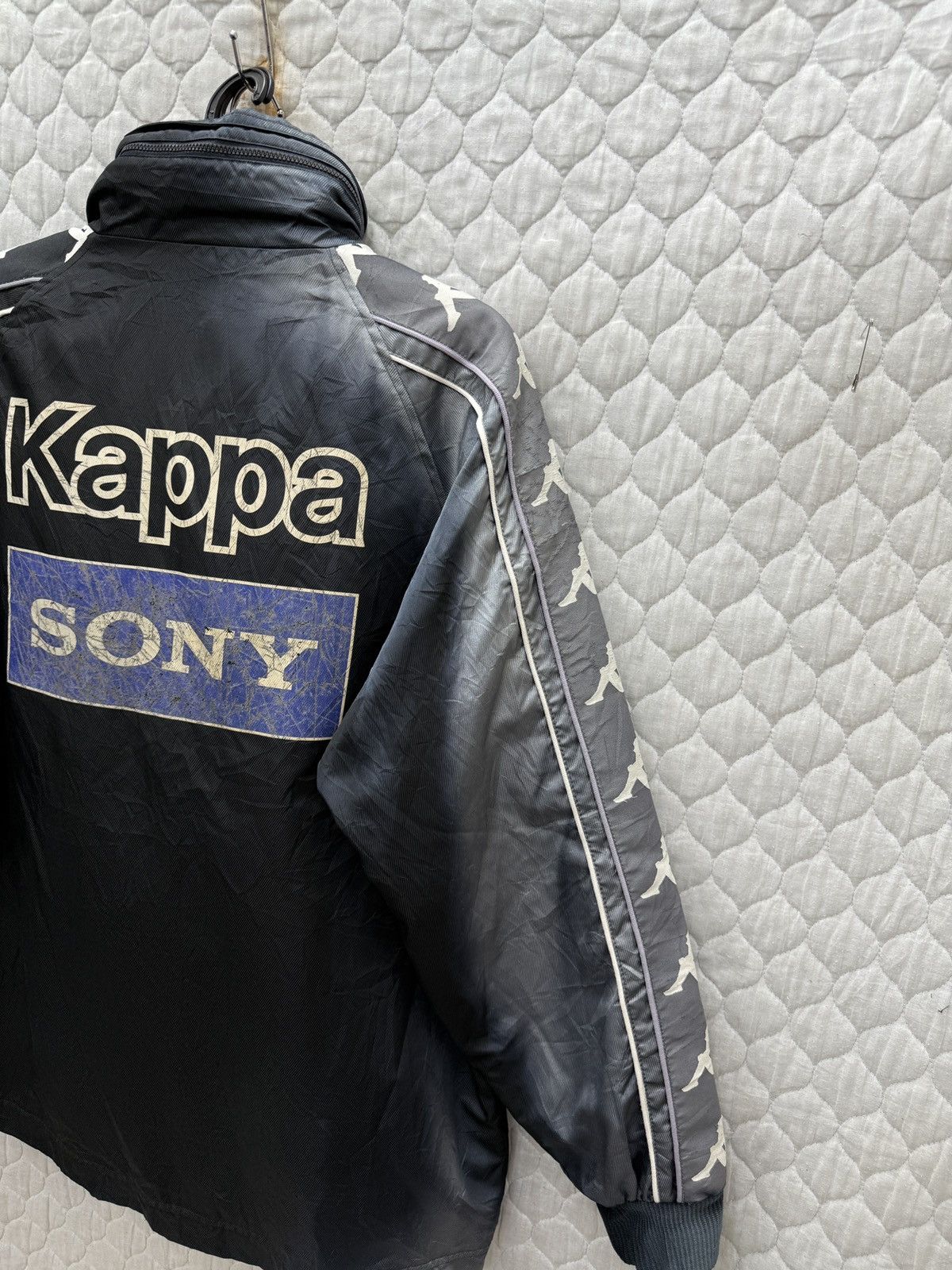 Kappa 🔥🔥🔥ARCHIVE VINTAGE KAPPA SONY JUVENTUS FADED JACKET Size US L / EU 52-54 / 3 - 17 Thumbnail