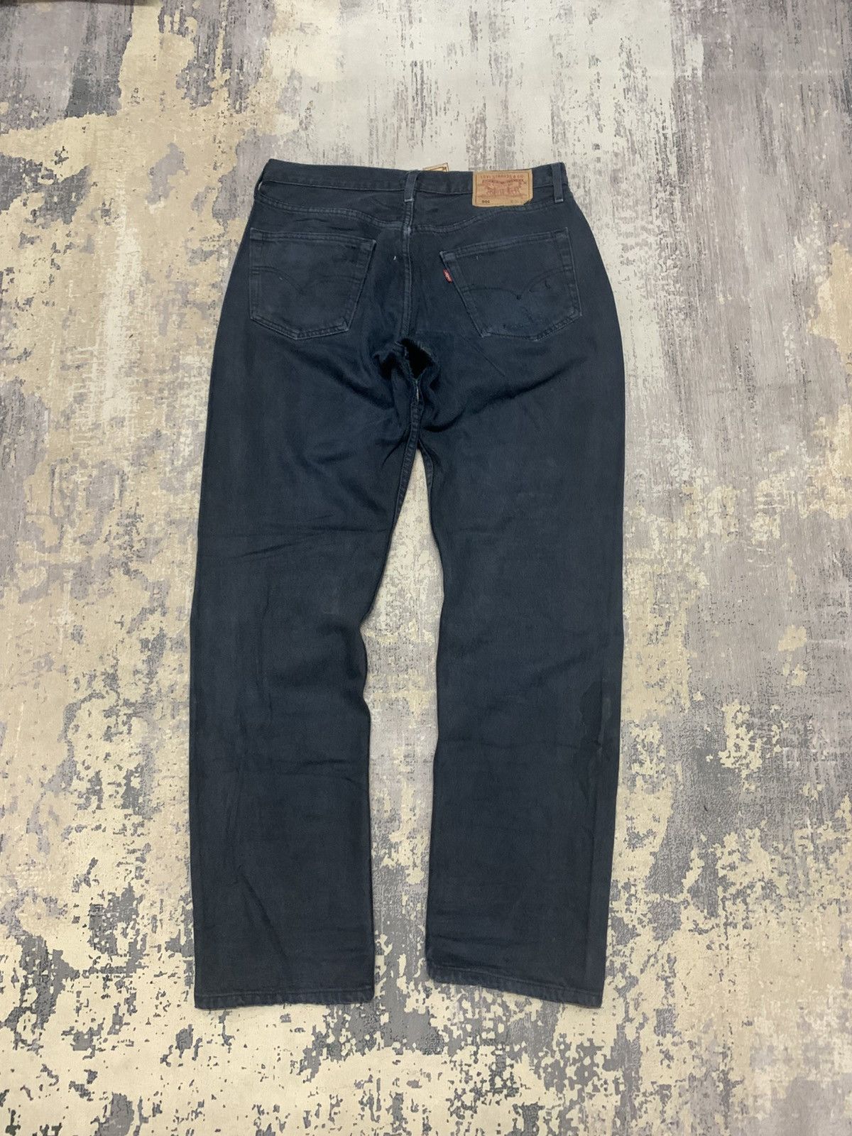 Levi's VINTAGE LEVI'S 501 FADED RIPPED JEAN BLACK WASH Size US 33 - 6 Thumbnail