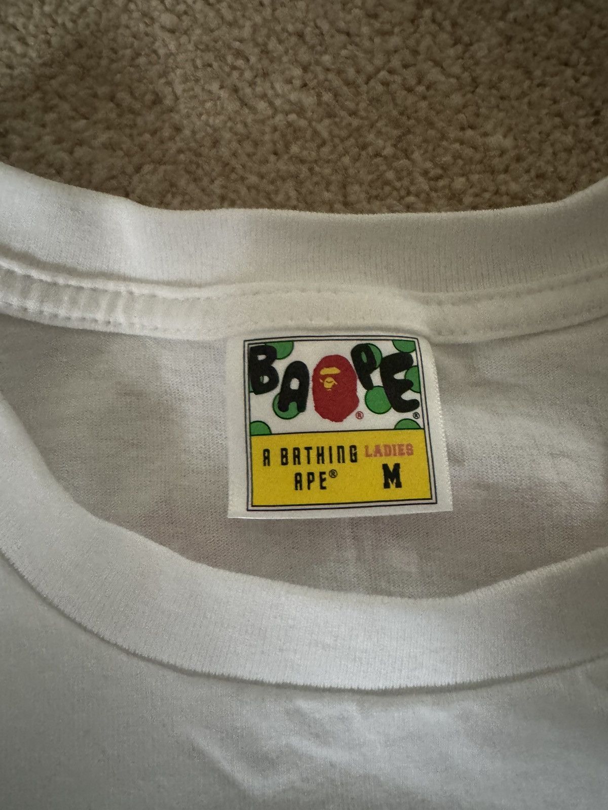 Bape Bape “Sakura” T-shirt Size M / US 6-8 / IT 42-44 - 4 Thumbnail