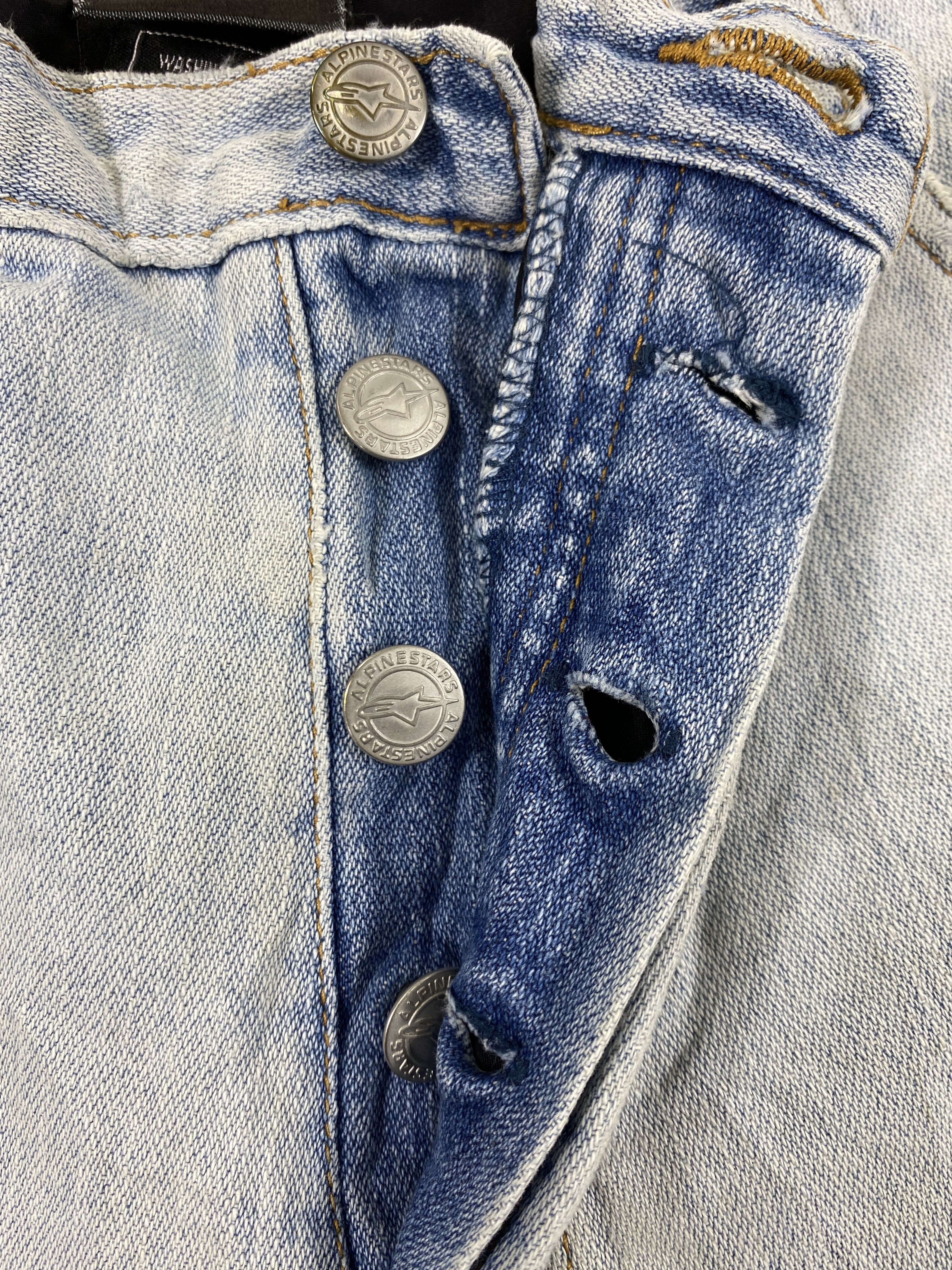 Alpinestars Vintage Alpinestars Distressed Jeans 33x31 Denim- JN3820 Size US 33 - 6 Thumbnail